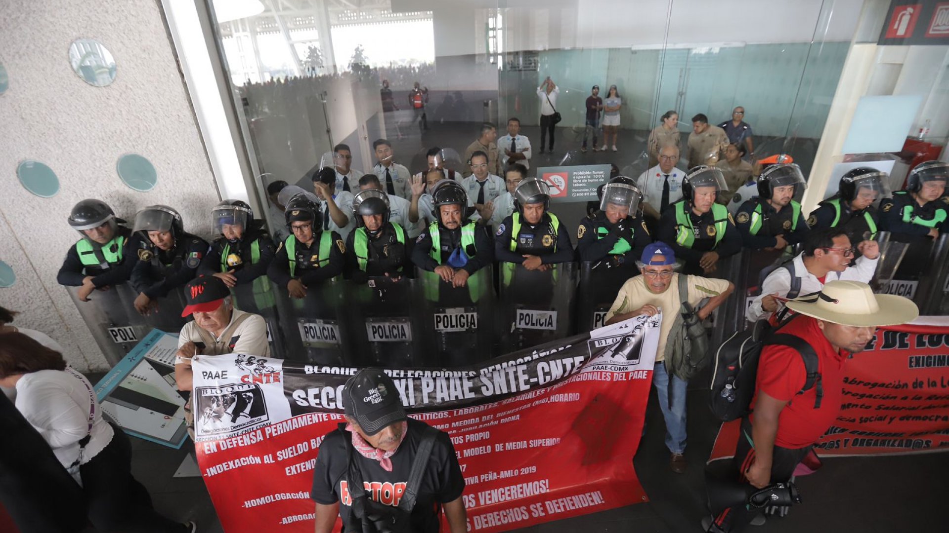 Segob y SEP refrendan diálogo con la CNTE, aunque 19 mil 500 escuelas no tuvieron clases