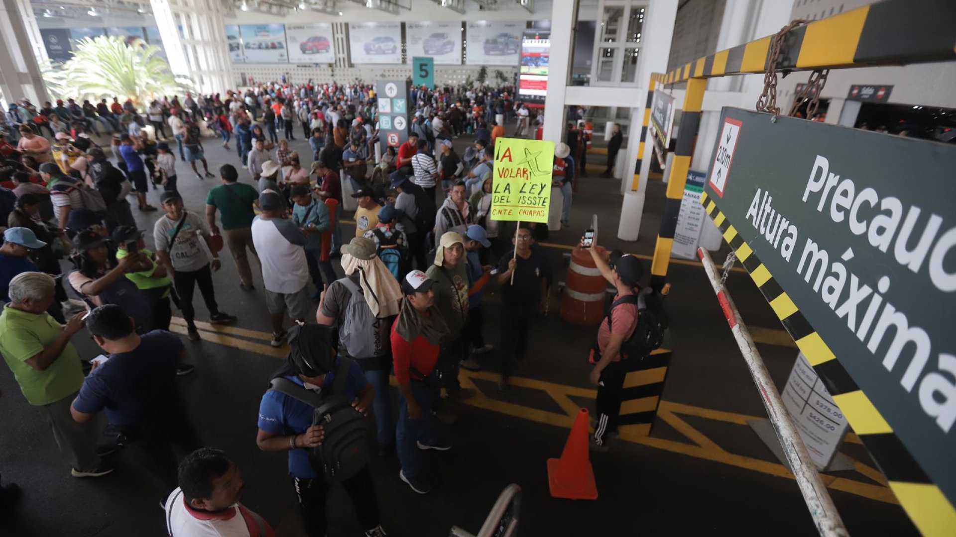 AICM: Pese a protesta de la CNTE, más del 92% de pasajeros viajó sin contratiempos