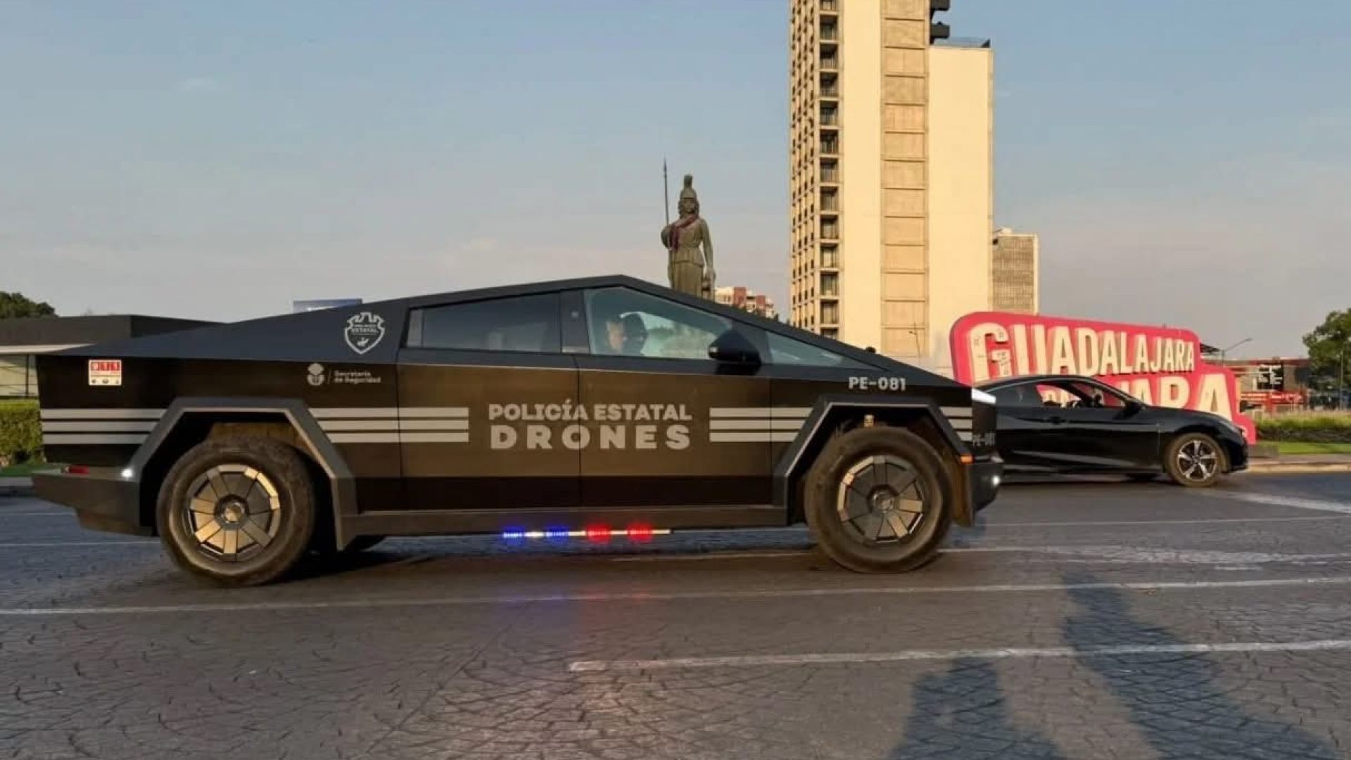 ¿Cybertrucks contra el crimen? Jalisco apuesta alto