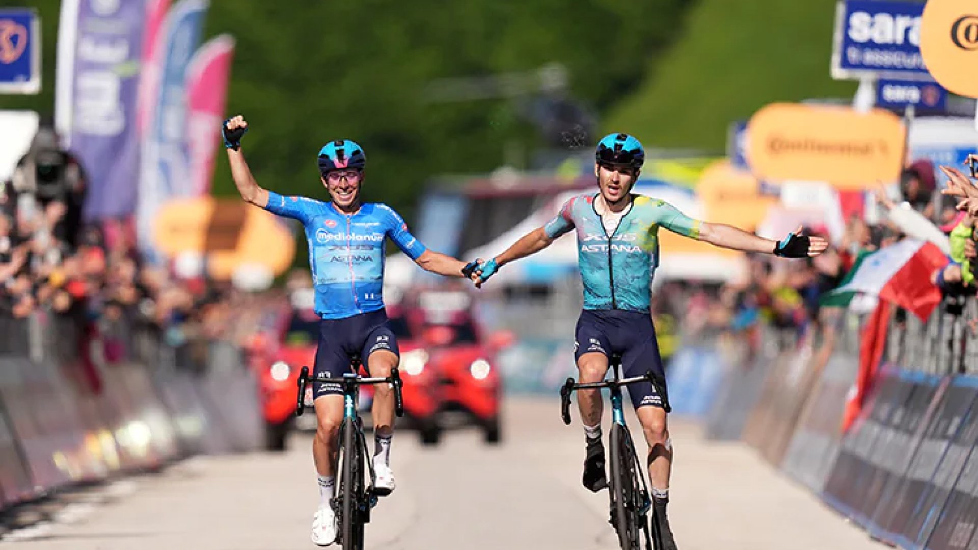 Giro de Italia: Yates y Carapaz acortan distancia ante un cansado Isaac del Toro