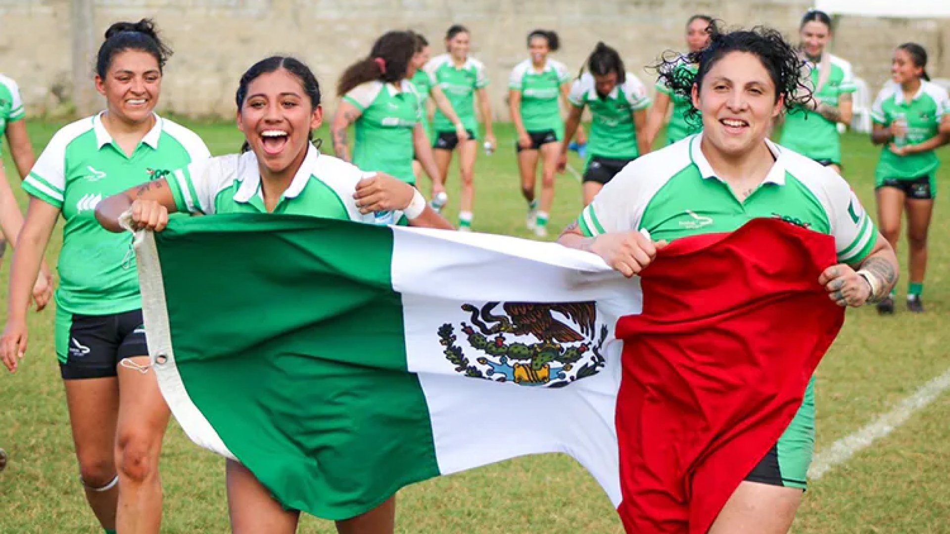 Rugby femenil logra avance histórico en el ranking mundial