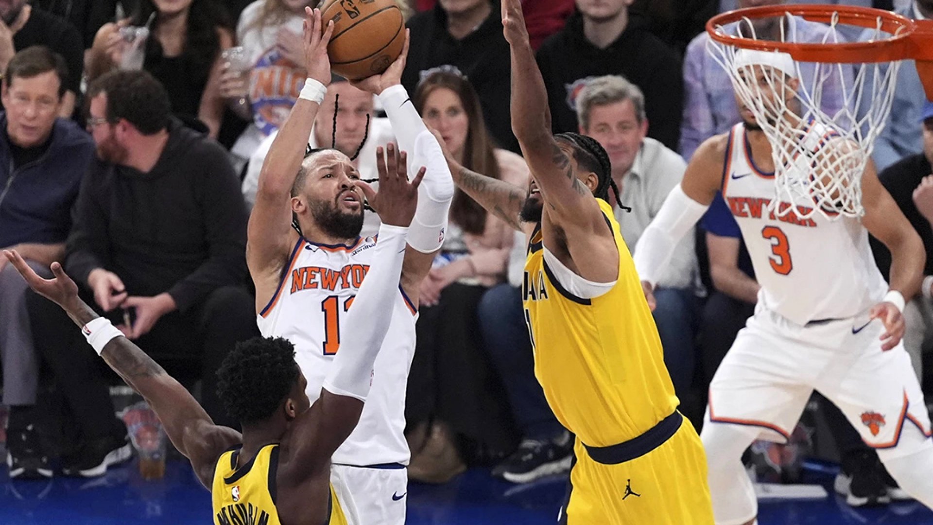 Knicks resurgen y fuerzan Juego 6