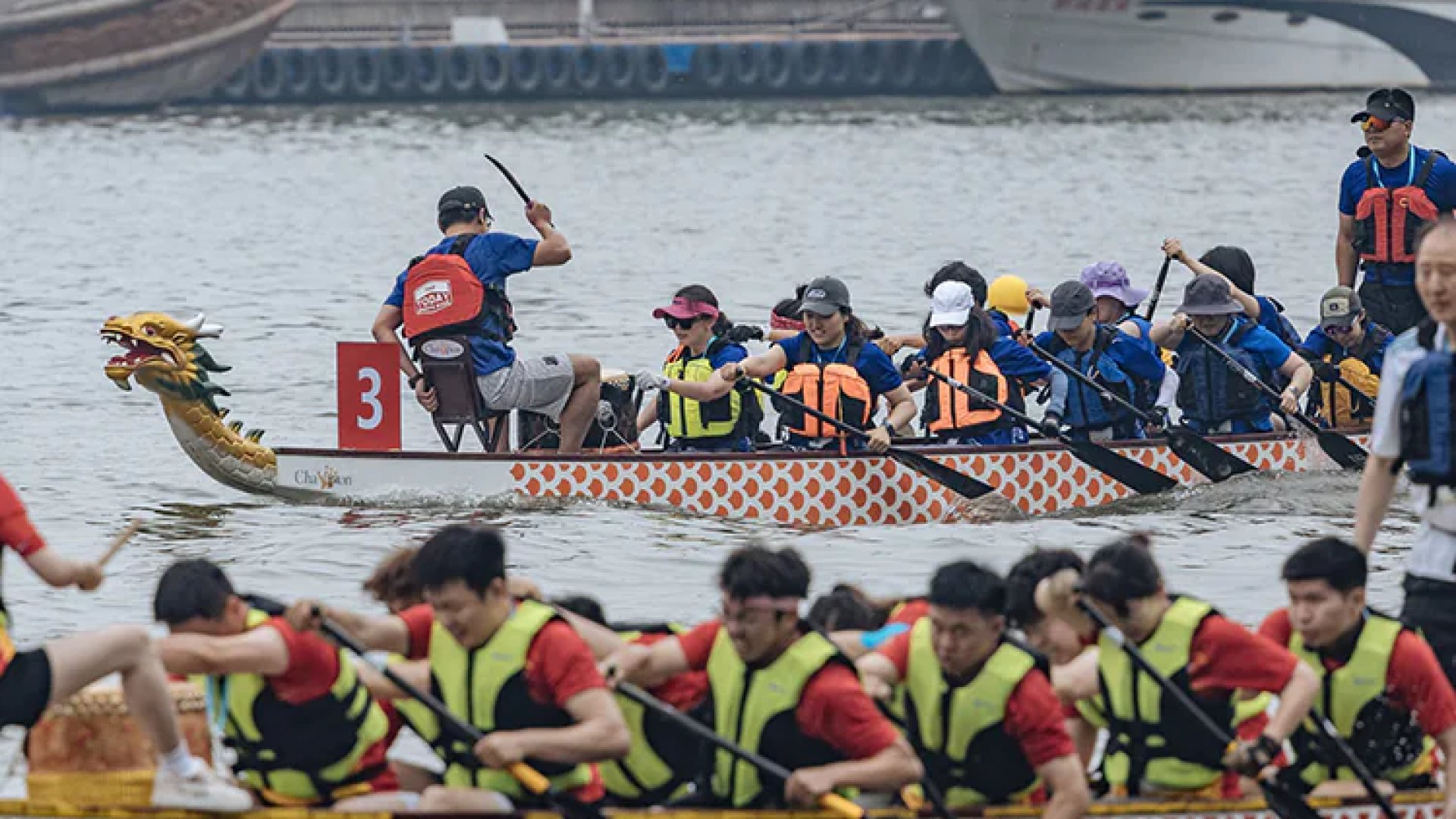 Festival del Barco del Dragón se mancha con la desaparición de un turista mexicano