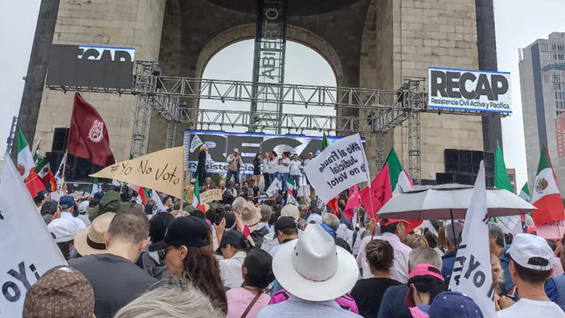 “Domingo negro”: Marchan en CDMX contra la elección judicial