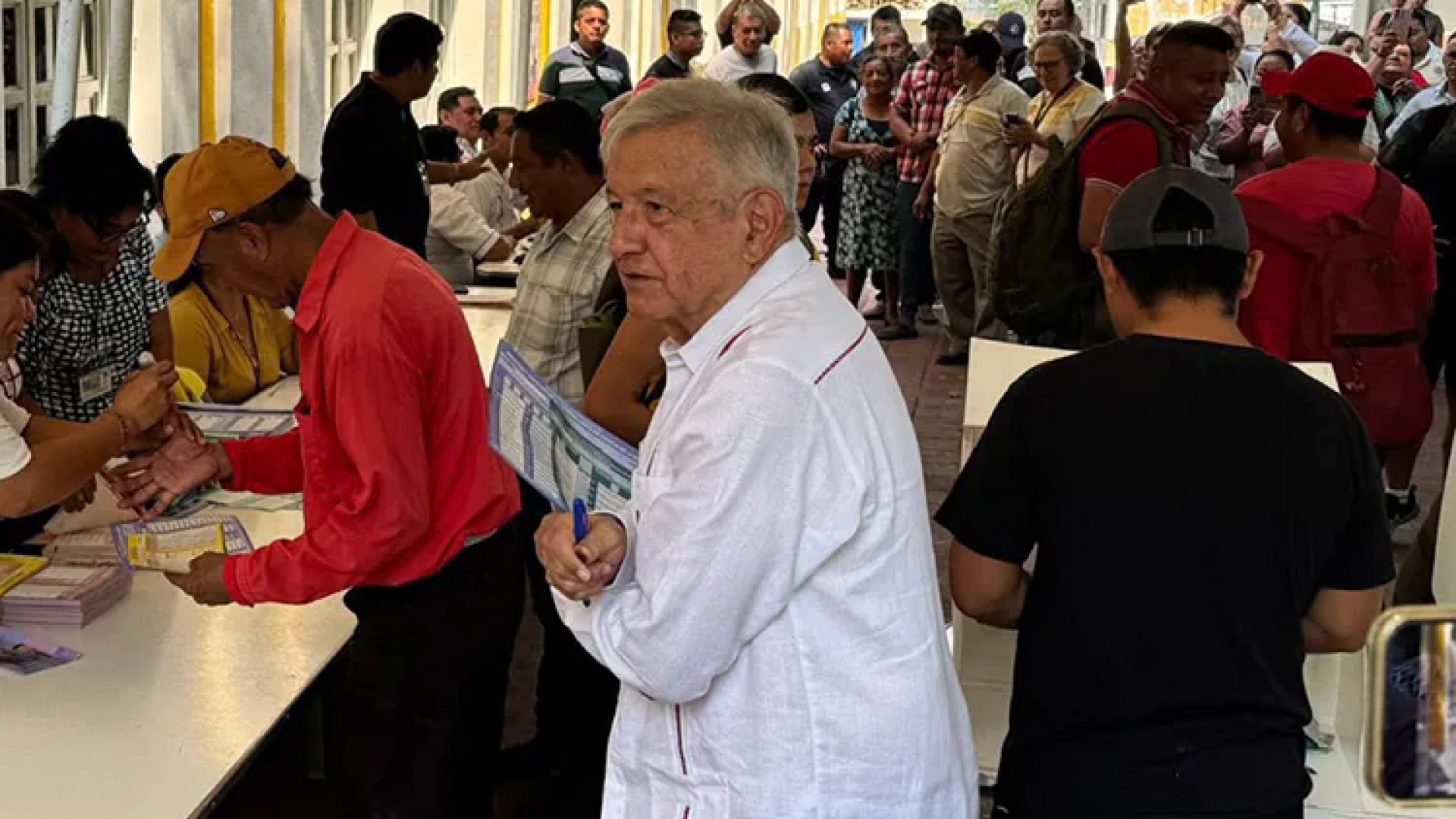 Sheinbaum celebra reaparición pública de AMLO. ¿Qué dijo sobre su gestión?