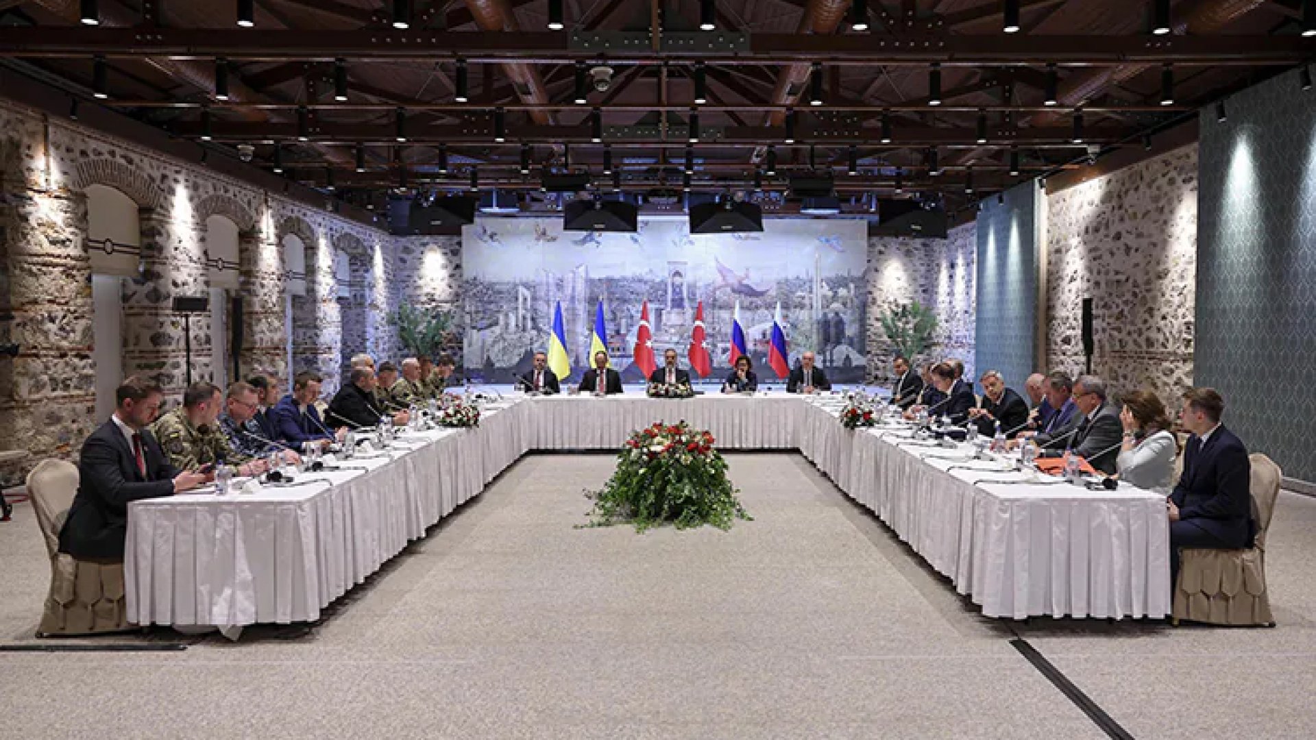 Ucrania y Rusia concluyen segundo diálogo sin tregua, pero pactan intercambio de prisioneros