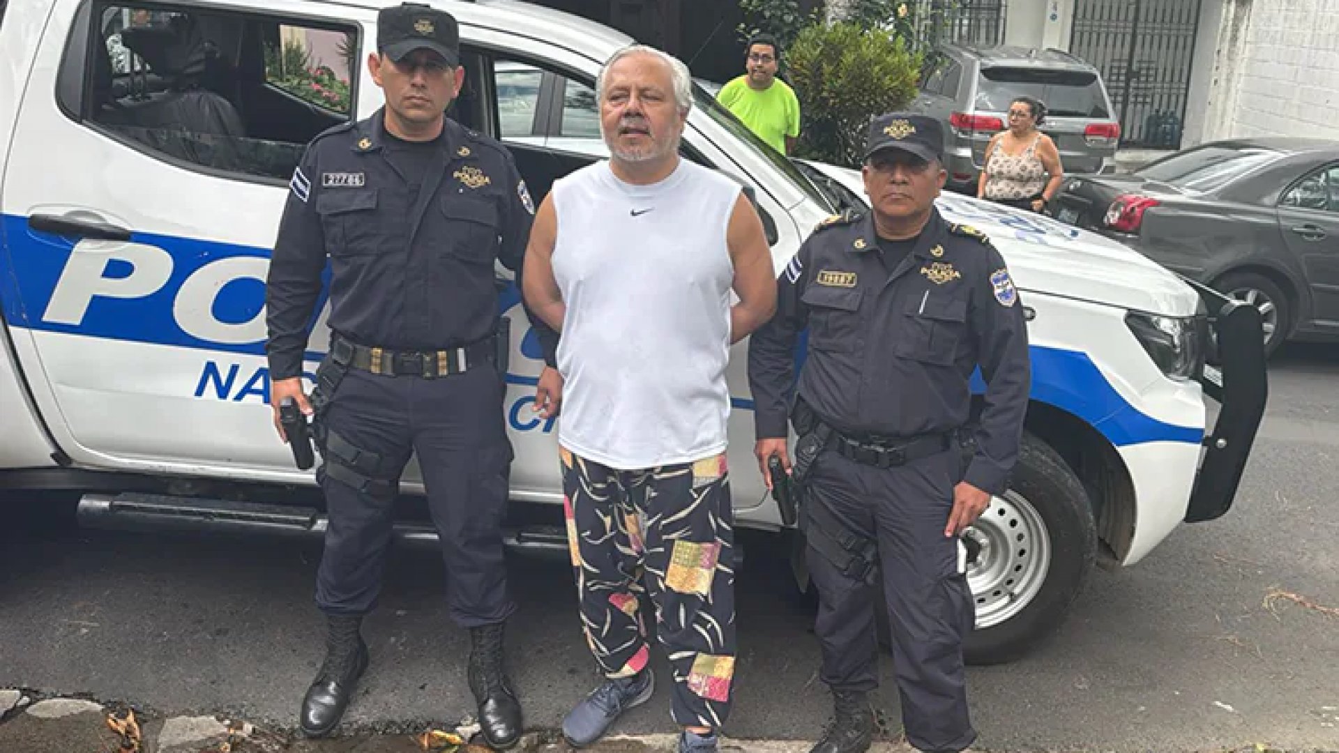 Abogado crítico de Bukele es arrestado por lavado de dinero, en El Salvador