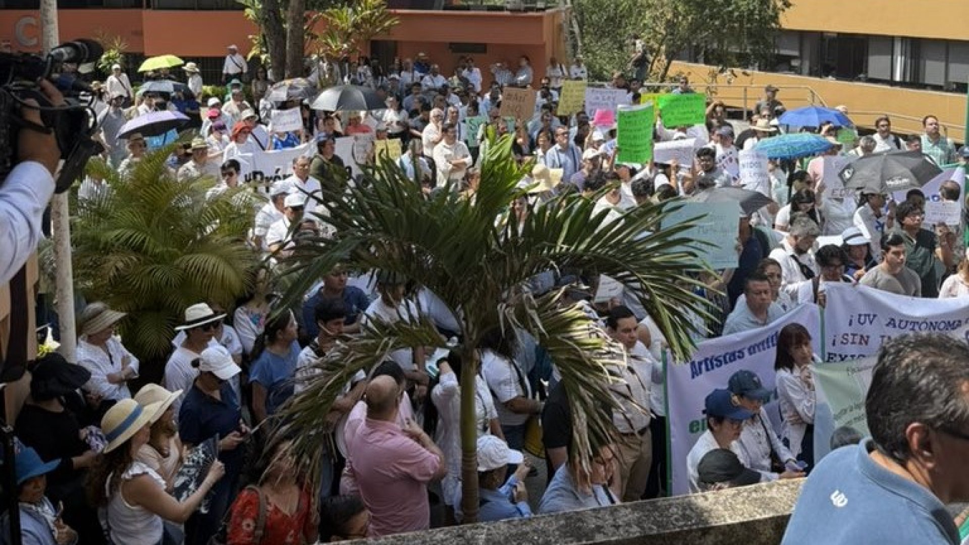 Rechazan consulta universitaria para decidir prórroga rectoral