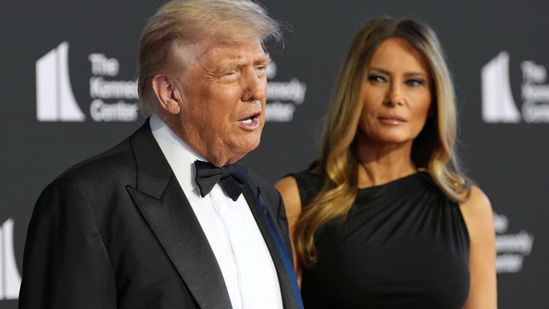Trump recibe abucheos en regreso al Kennedy Center