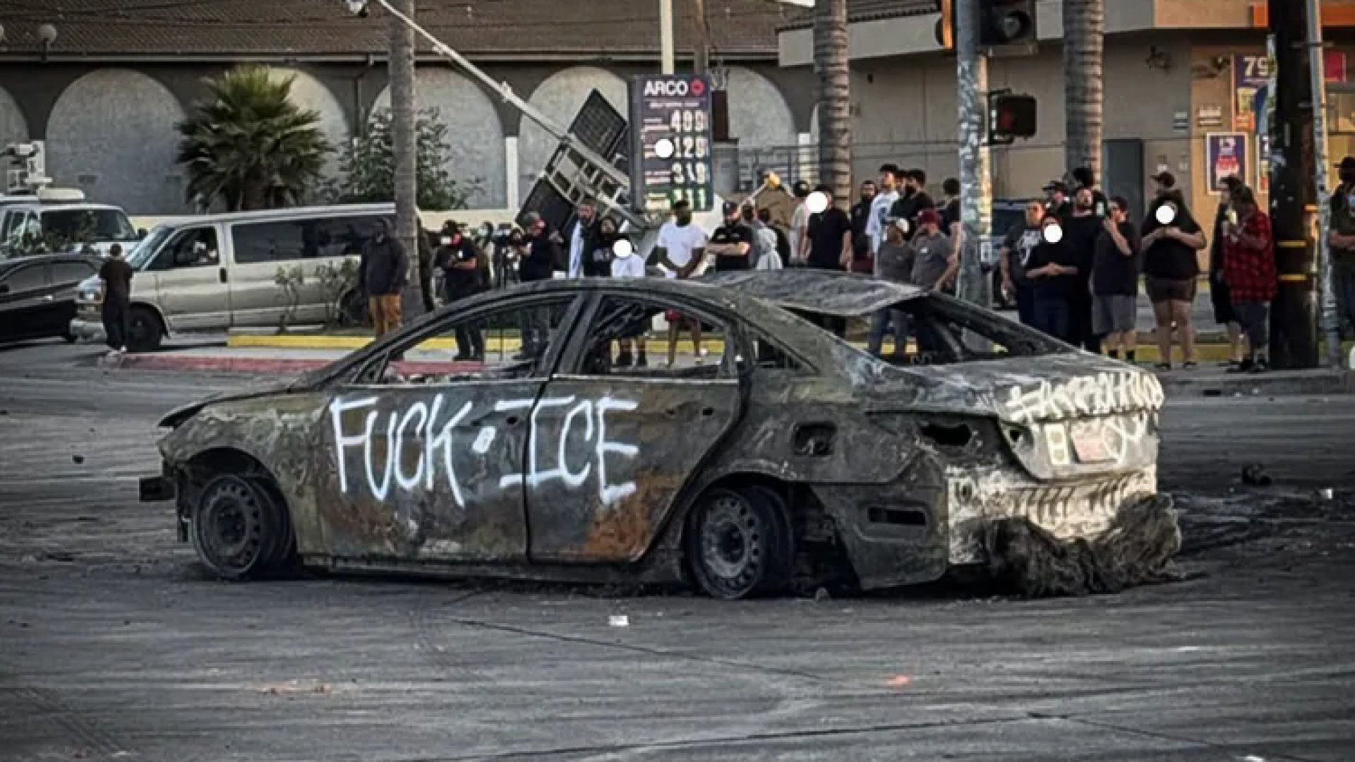 Denuncian tratos inhumanos a 14 zapotecos de Veracruz detenidos por ICE en Los Ángeles