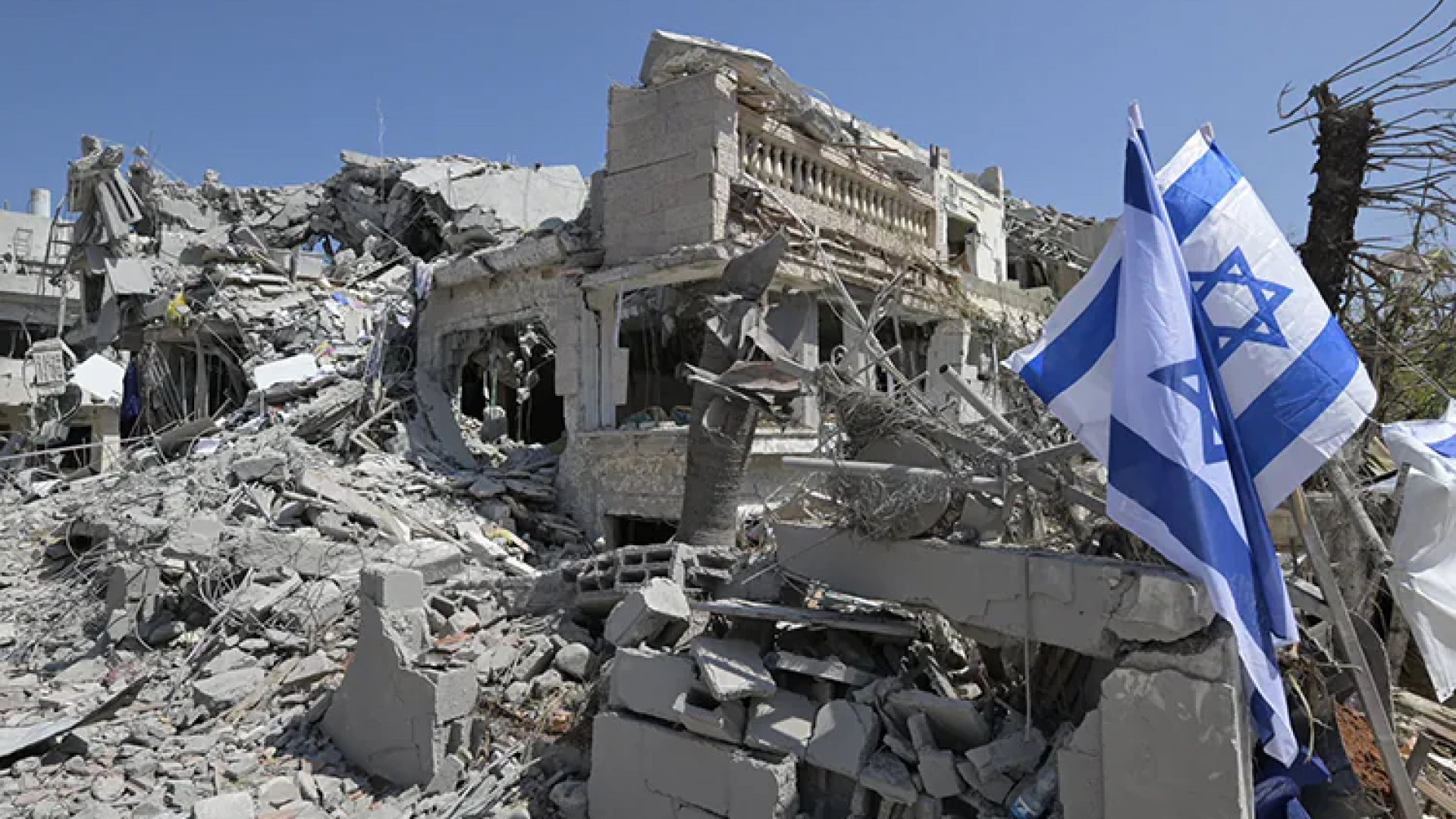 Israel ordena evacuar Teherán e Irán amaga con abandonar tratado de armas nucleares