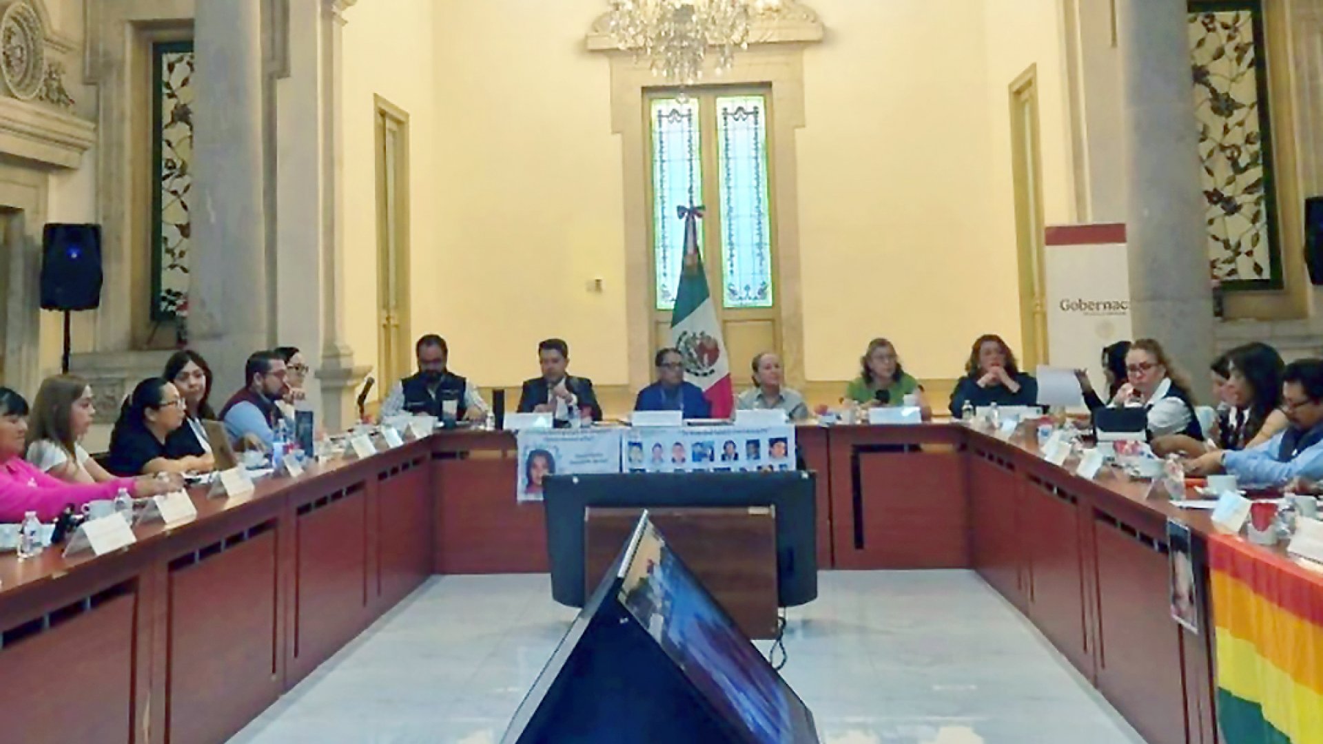 Gobierno y colectivos logran acuerdos históricos