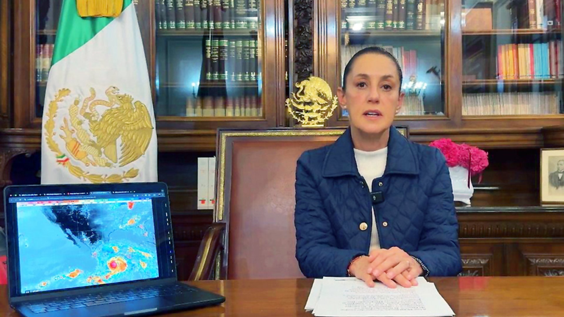 Sheinbaum declara emergencia por huracán categoría 3