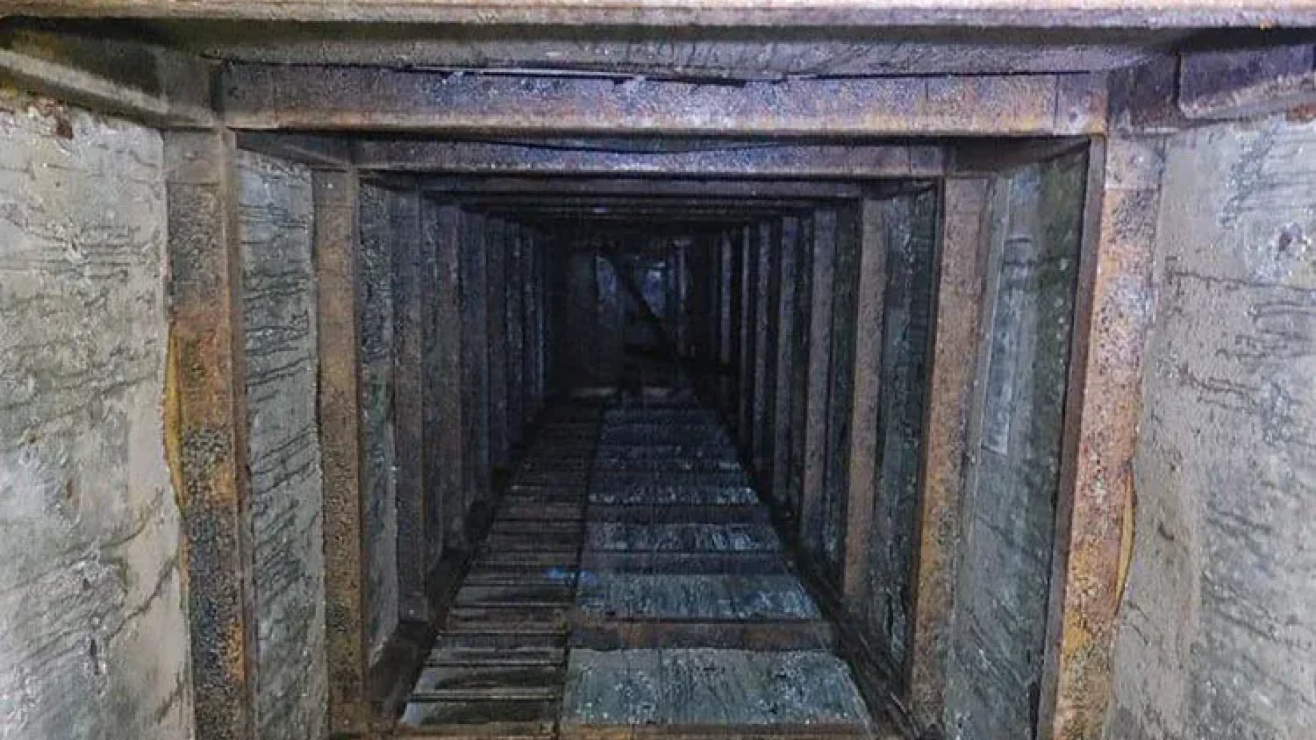 Operación Frontera Norte asegura narcotúnel que lleva a EU; dan golpe contra el huachicol