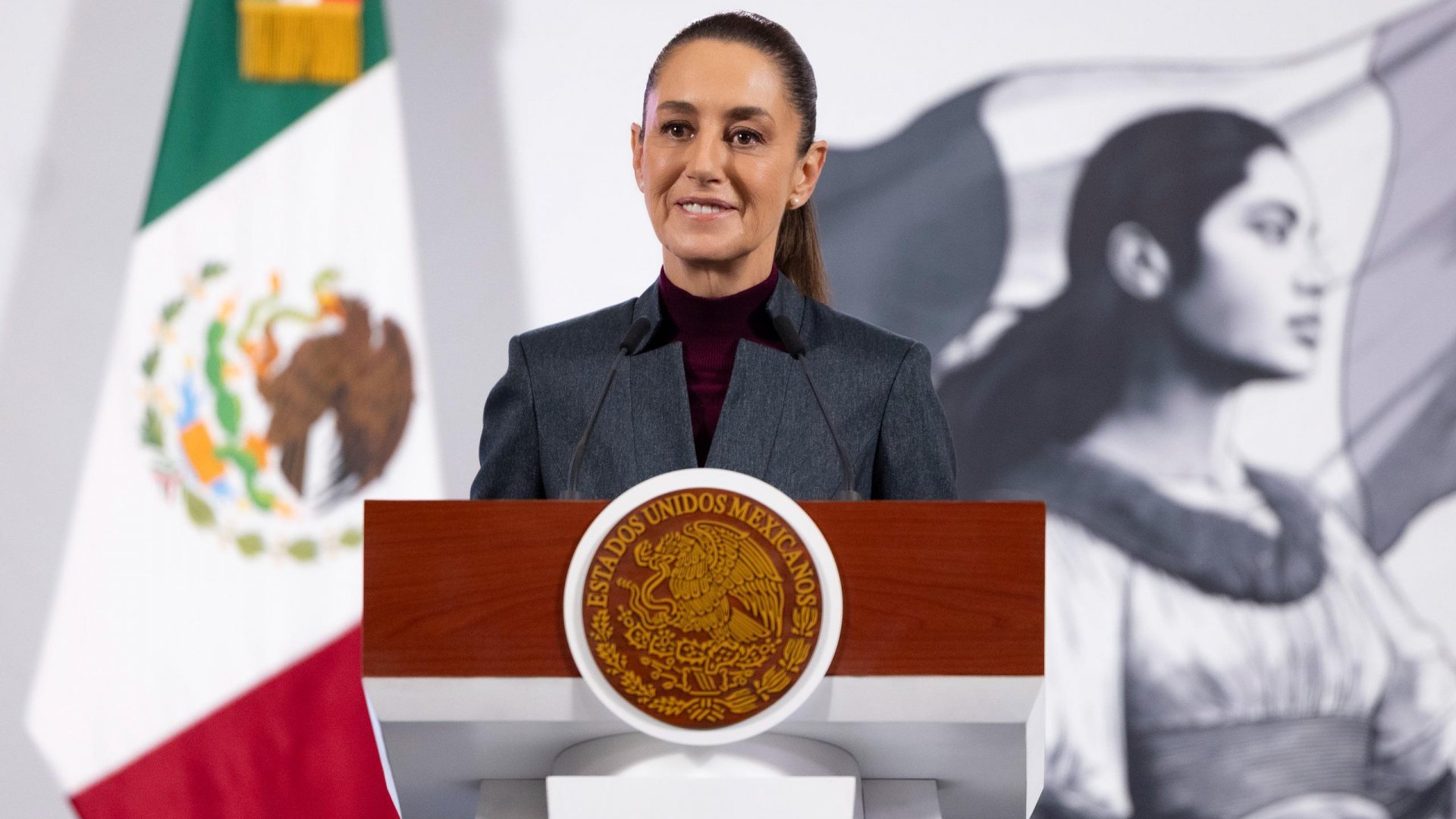 Sheinbaum llama a precaución tras impacto de Erick