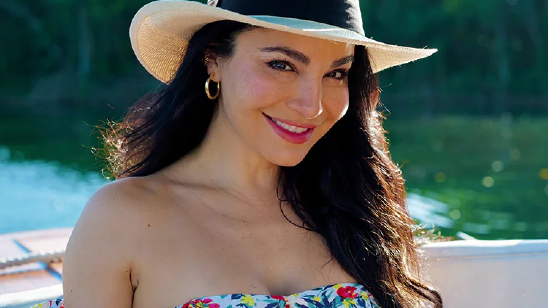 Martha Higareda anuncia su embarazo tras cirugía por miomas uterinos