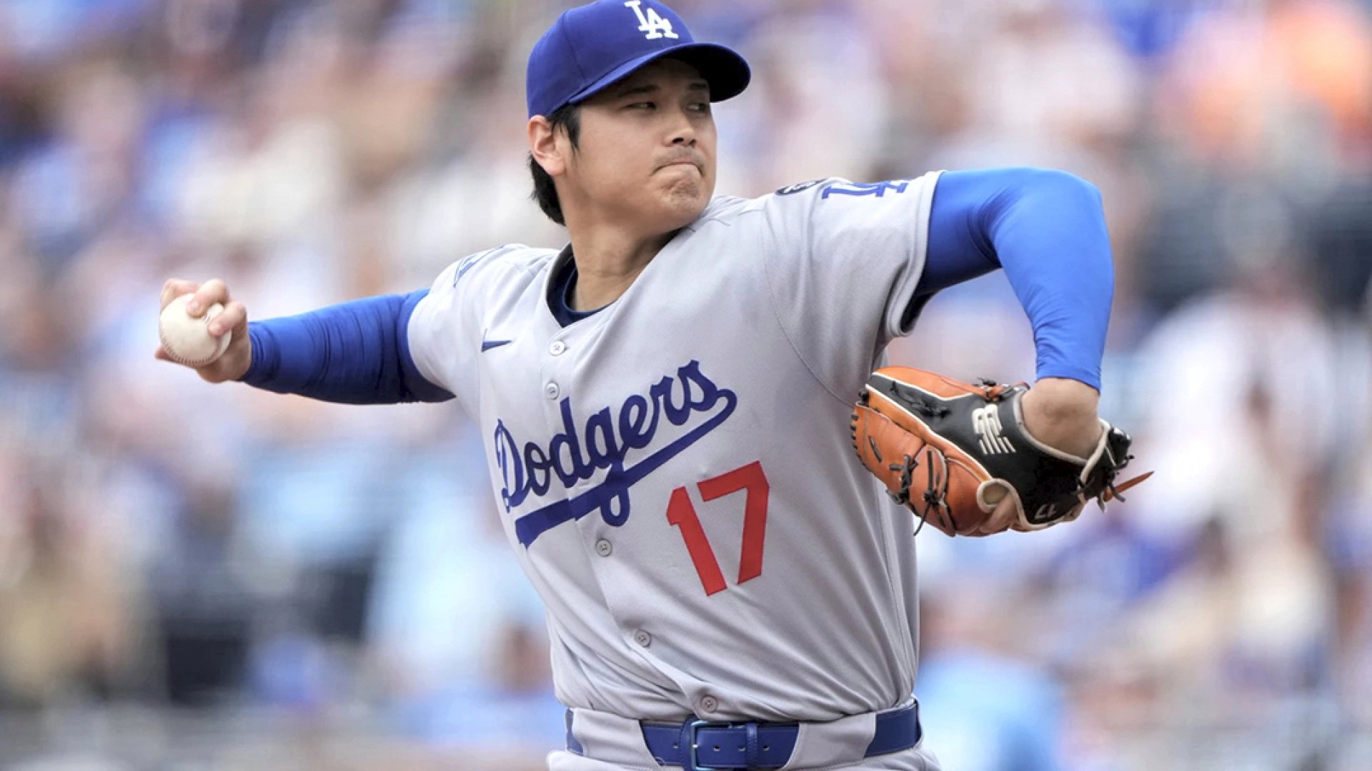 Ohtani lanza récord 101.7 mph en victoria de Dodgers