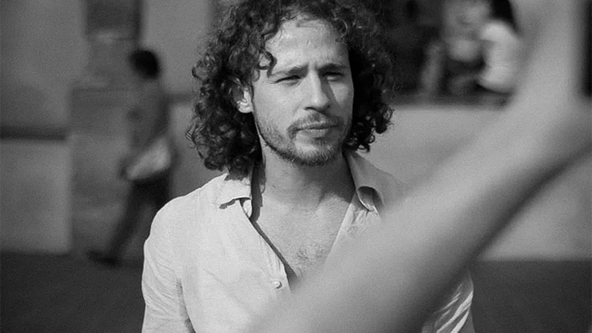 Luisito Comunica: Entre la gentrificación y la bolsa Bimba y Lola