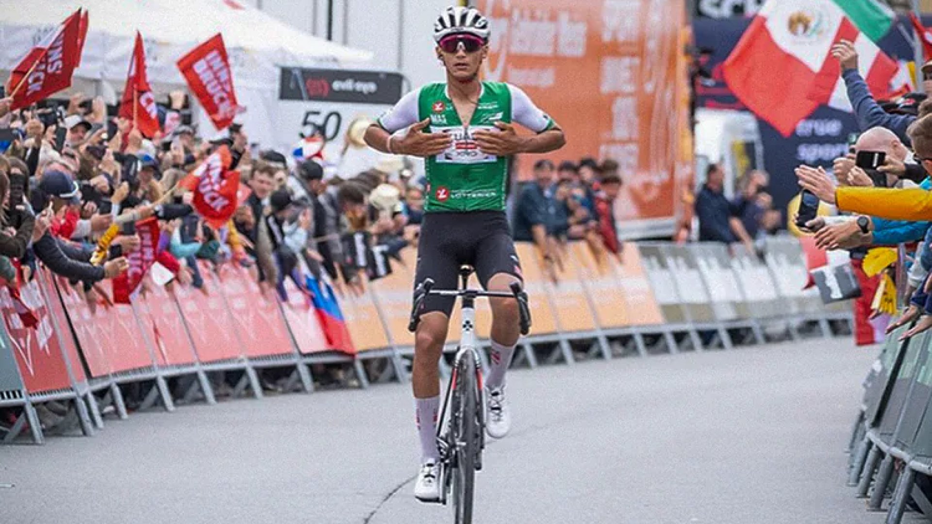 Isaac del Toro conquista tercera victoria consecutiva y lidera el Tour de Austria