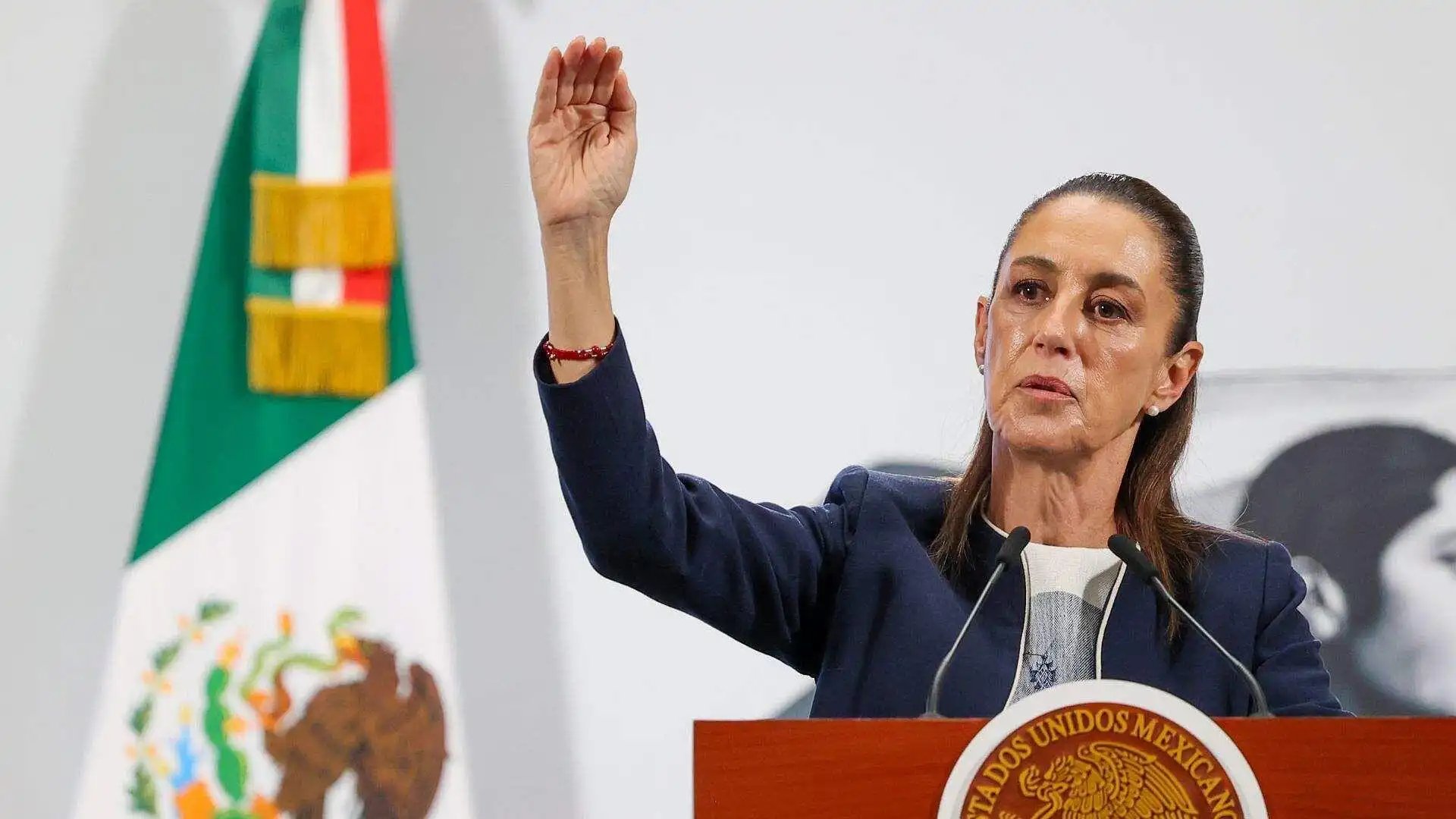 Sheinbaum anuncia renuncia de fiscal especial del caso Ayotzinapa; Mauricio Pazarán asume en forma provisional