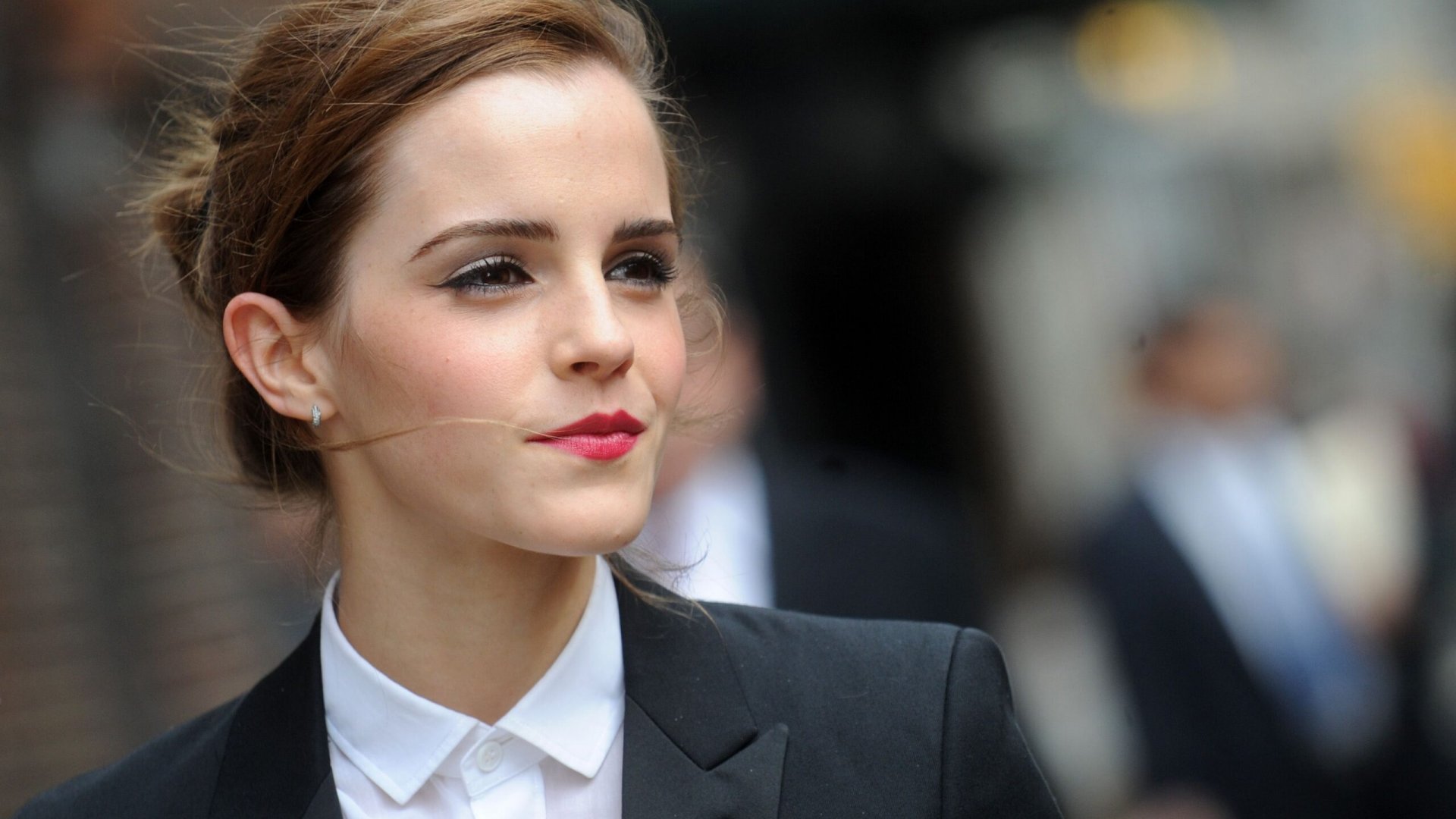 Retiran permiso de conducir a Emma Watson