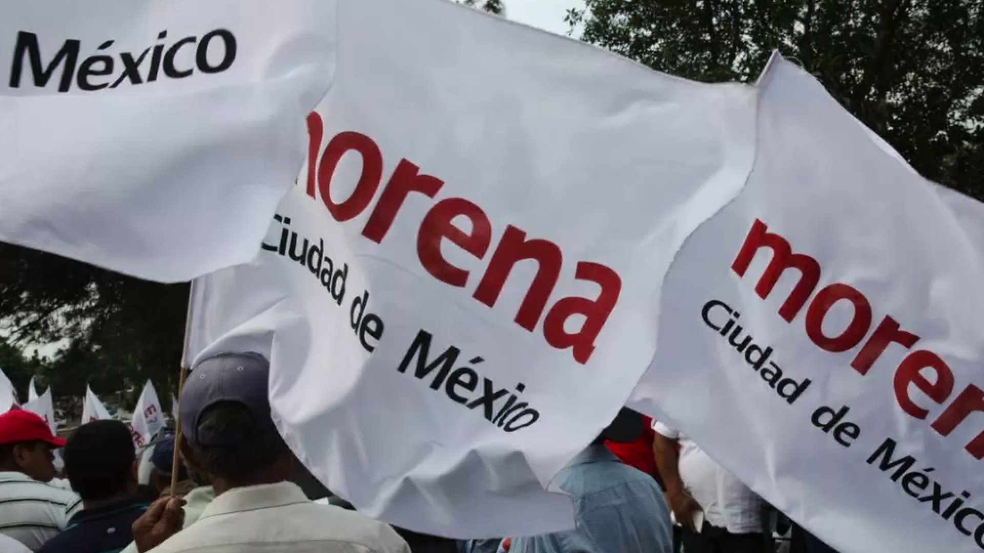 Morena amonesta públicamente a dos diputadas por promover afiliaciones al sindicato de Pedro Haces