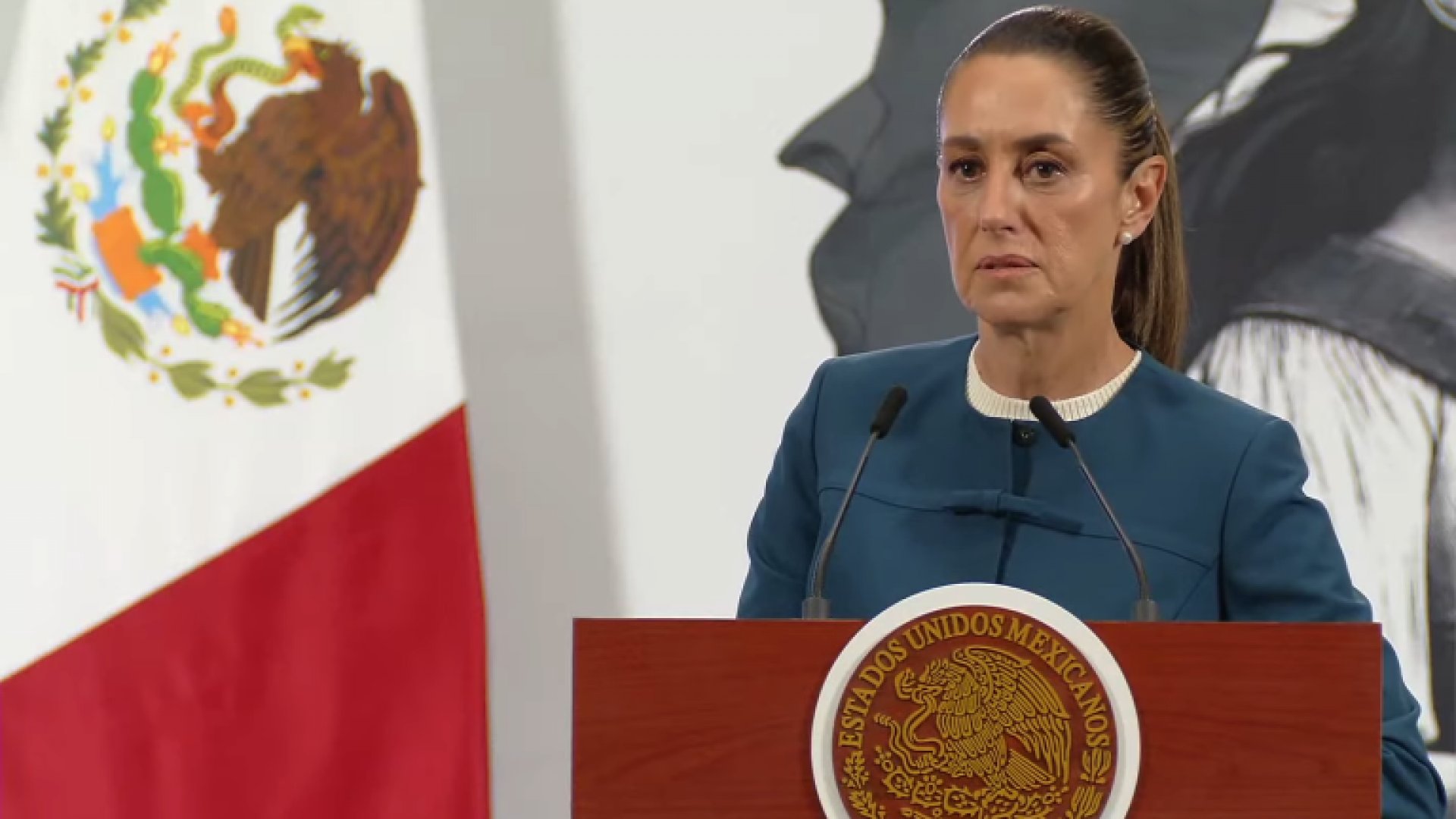 Servidores públicos deben ejercer poder con humildad y principios: Sheinbaum