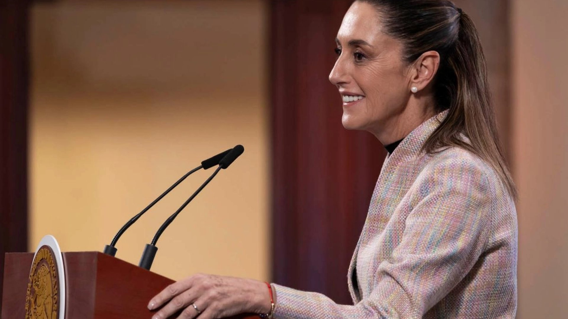 Destaca Sheinbaum ahorro histórico de 50 mil mdp en compra de medicamentos