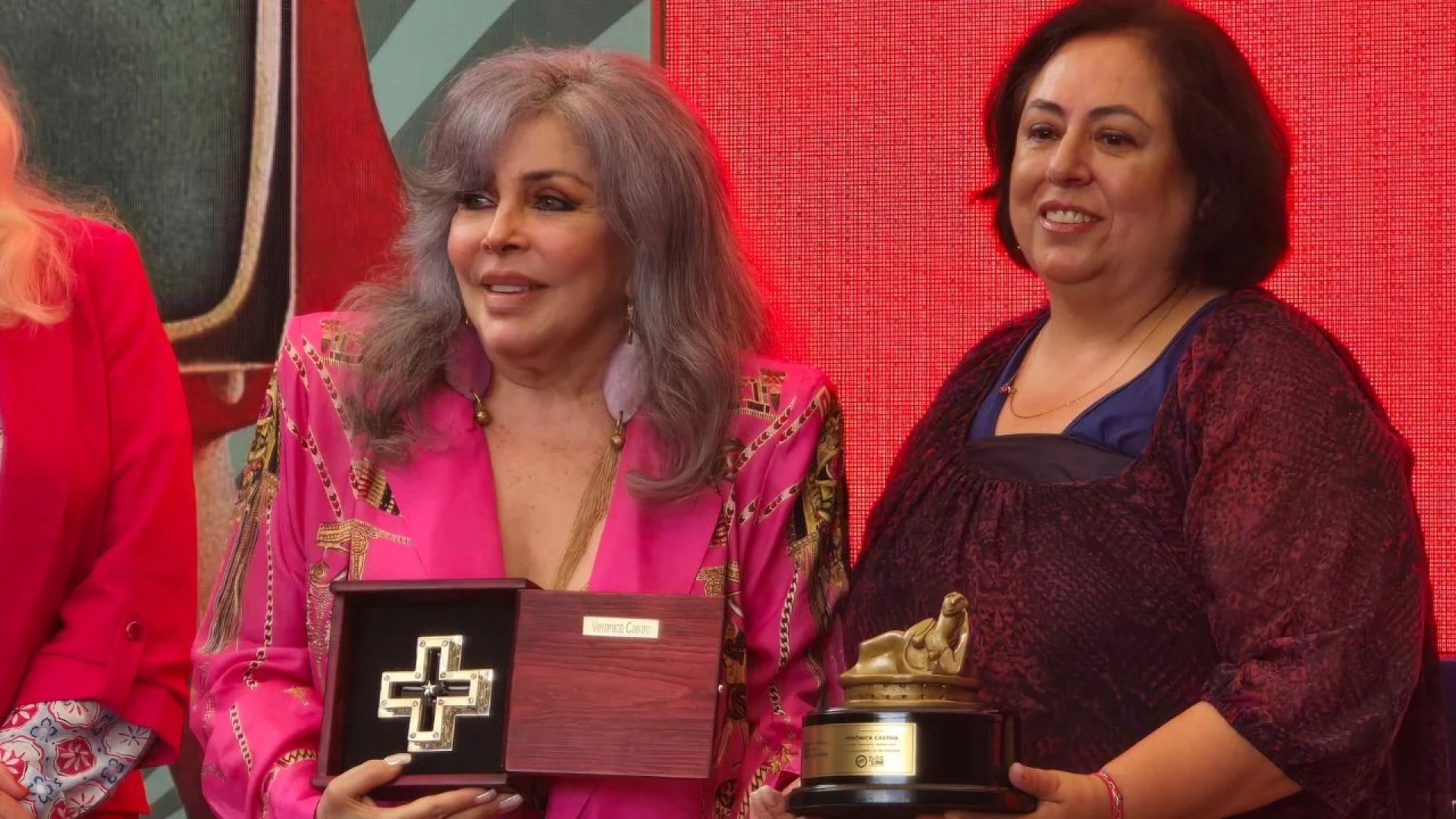 Verónica Castro exige poner fin a abusos e inequidad contra las mujeres en la industria