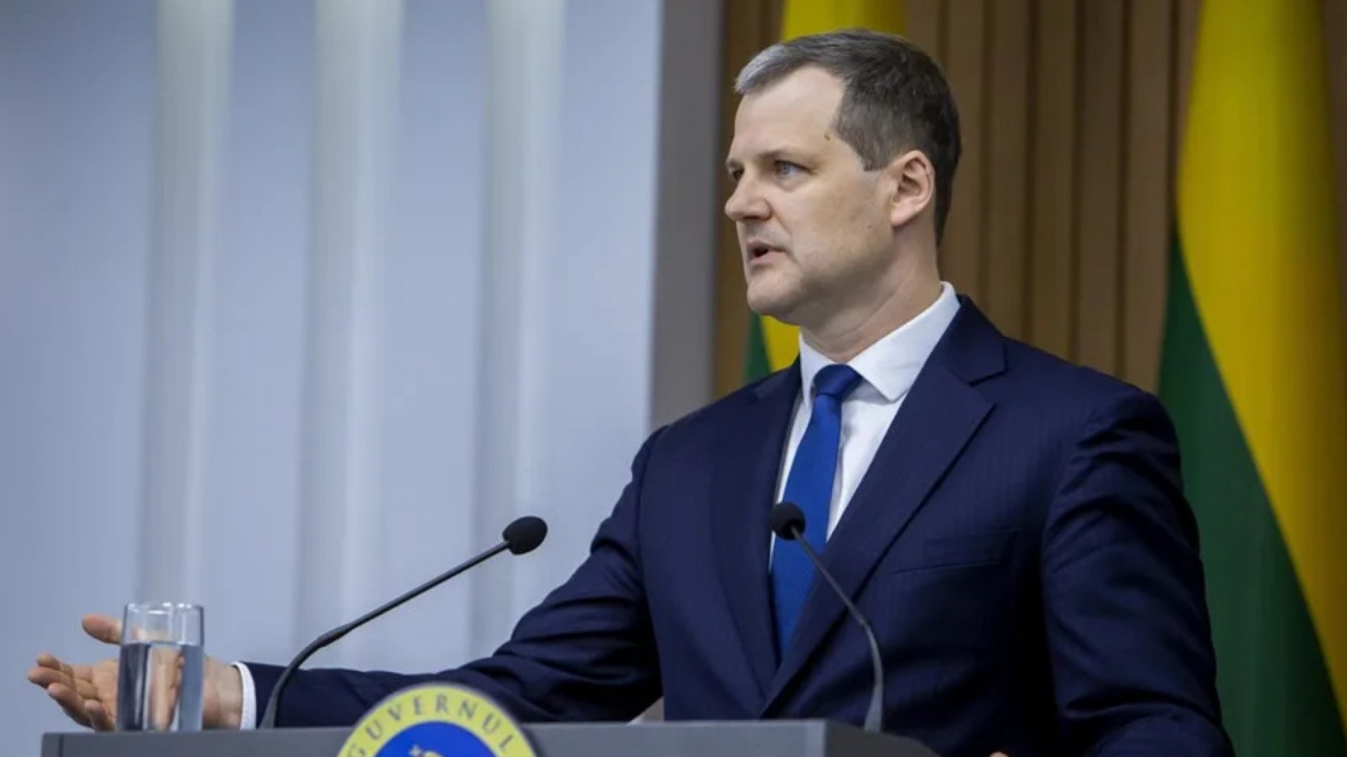 Dimite primer ministro de Lituania tras múltiples escándalos de corrupción