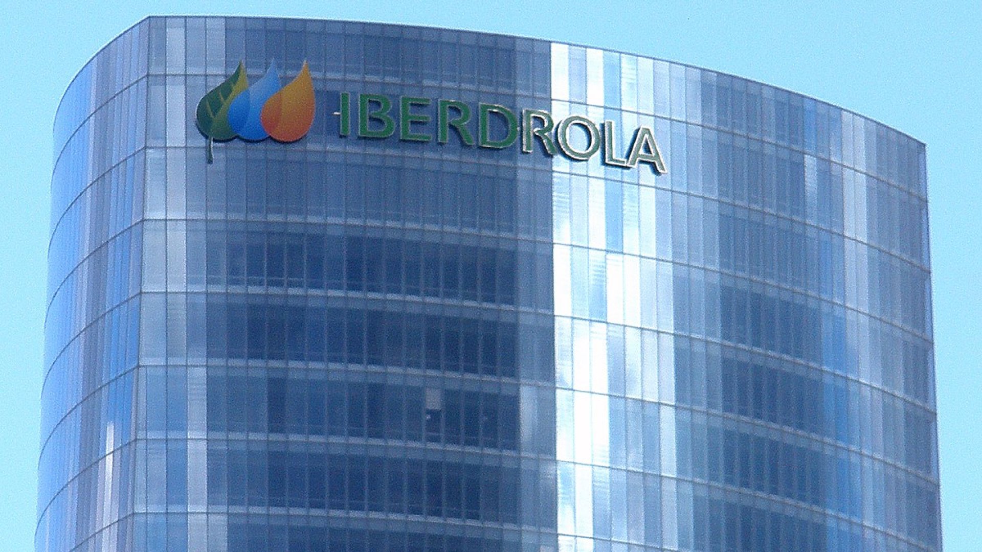 Iberdrola se retira de México tras venta de sus centrales por 4 200 millones de dólares