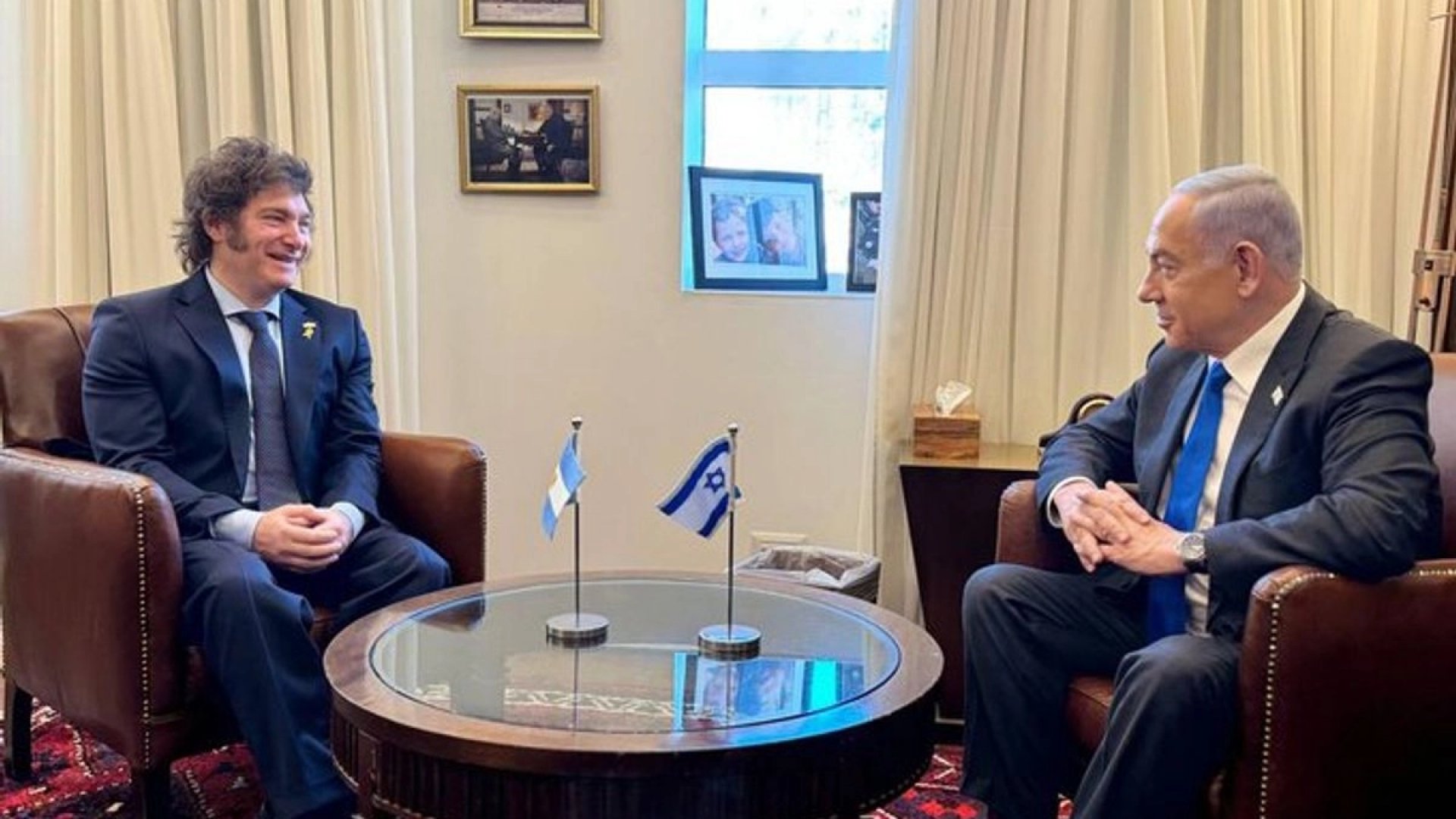 Milei invita a Netanyahu a Argentina y lo declarará residente de honor