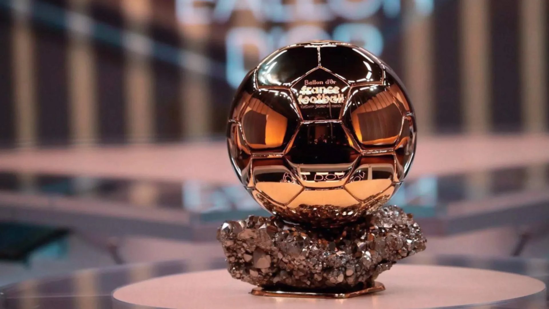 Balón de Oro 2025: revelan los nominados en ambas categorías
