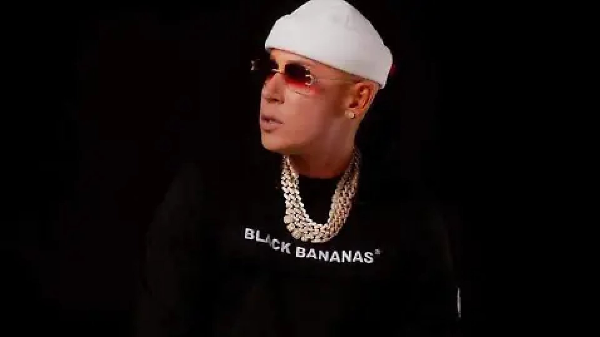 Cosculluela sufre violento asalto en su residencia y pierde más de 300 mil dólares