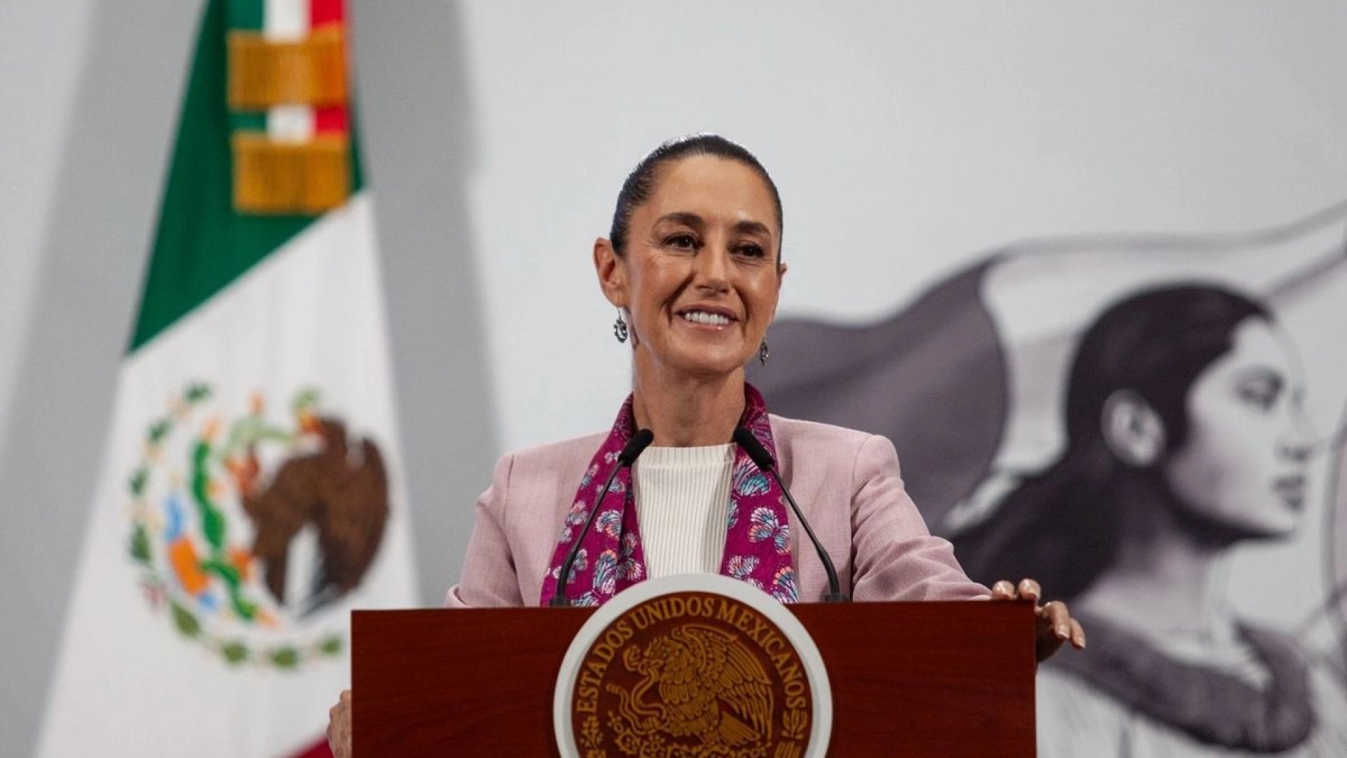 México a salvo de orden de Trump de usar fuerza militar contra cárteles; sólo aplica en EE.UU.: Sheinbaum 