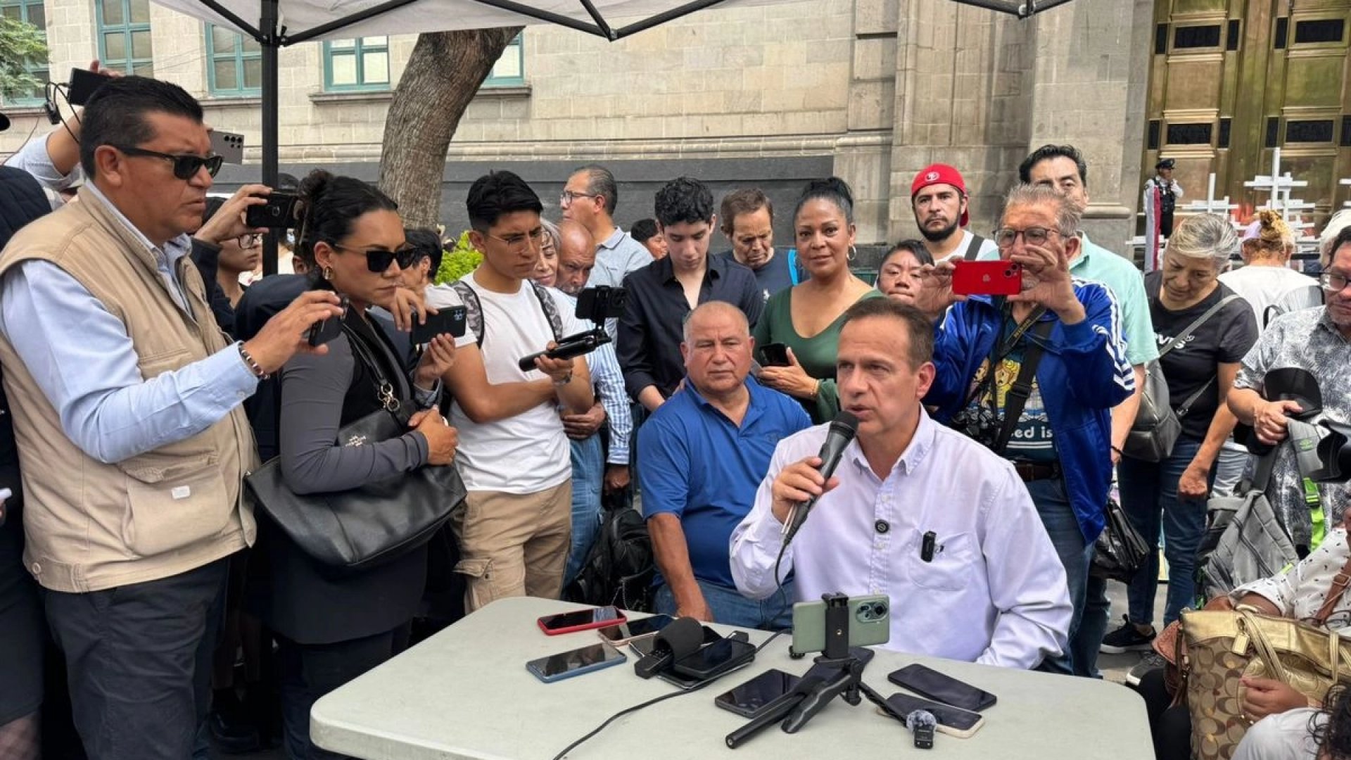 “Tiene que limpiarse mi nombre”, exige Israel Vallarta tras casi 20 años encarcelado
