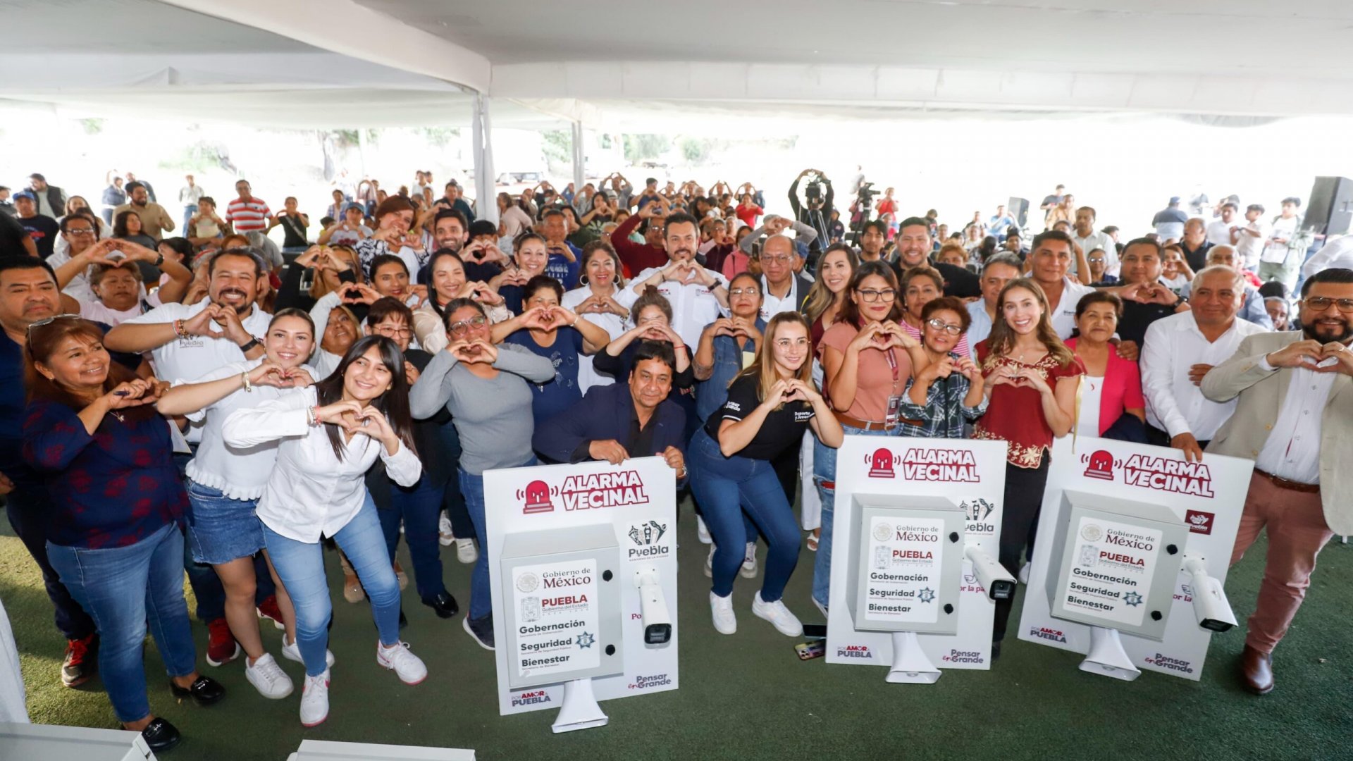 Después de 20 años, un gobierno estatal atiende la seguridad en San Jerónimo Caleras, Puebla: vecinos