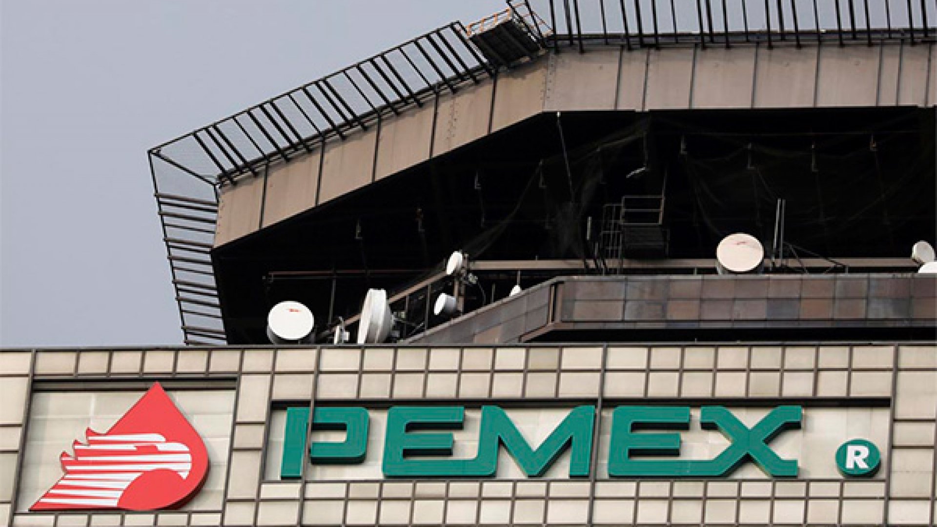 Empresarios mexicanos acusados desde EE.UU. de sobornar a Pemex por millones
