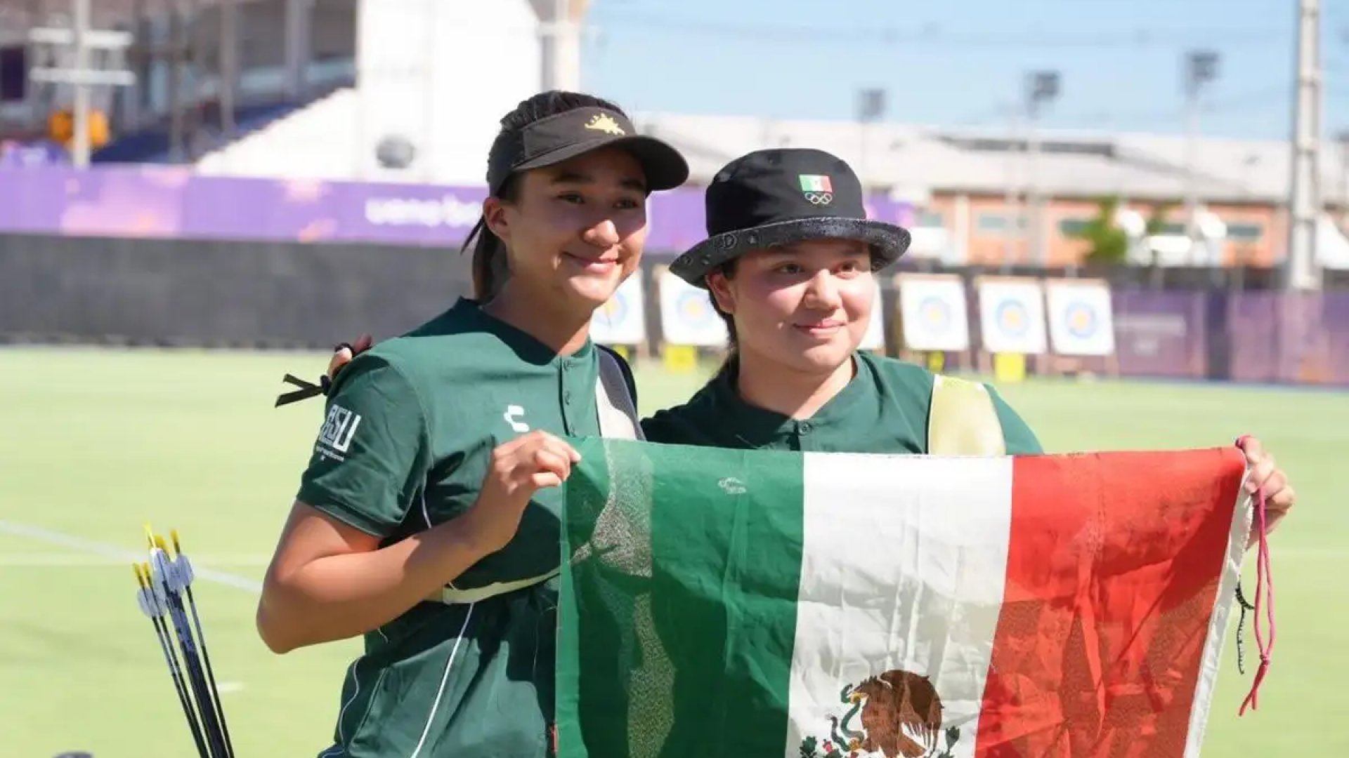 México gana oro en tiro con arco femenil en Juegos Panamericanos Junior