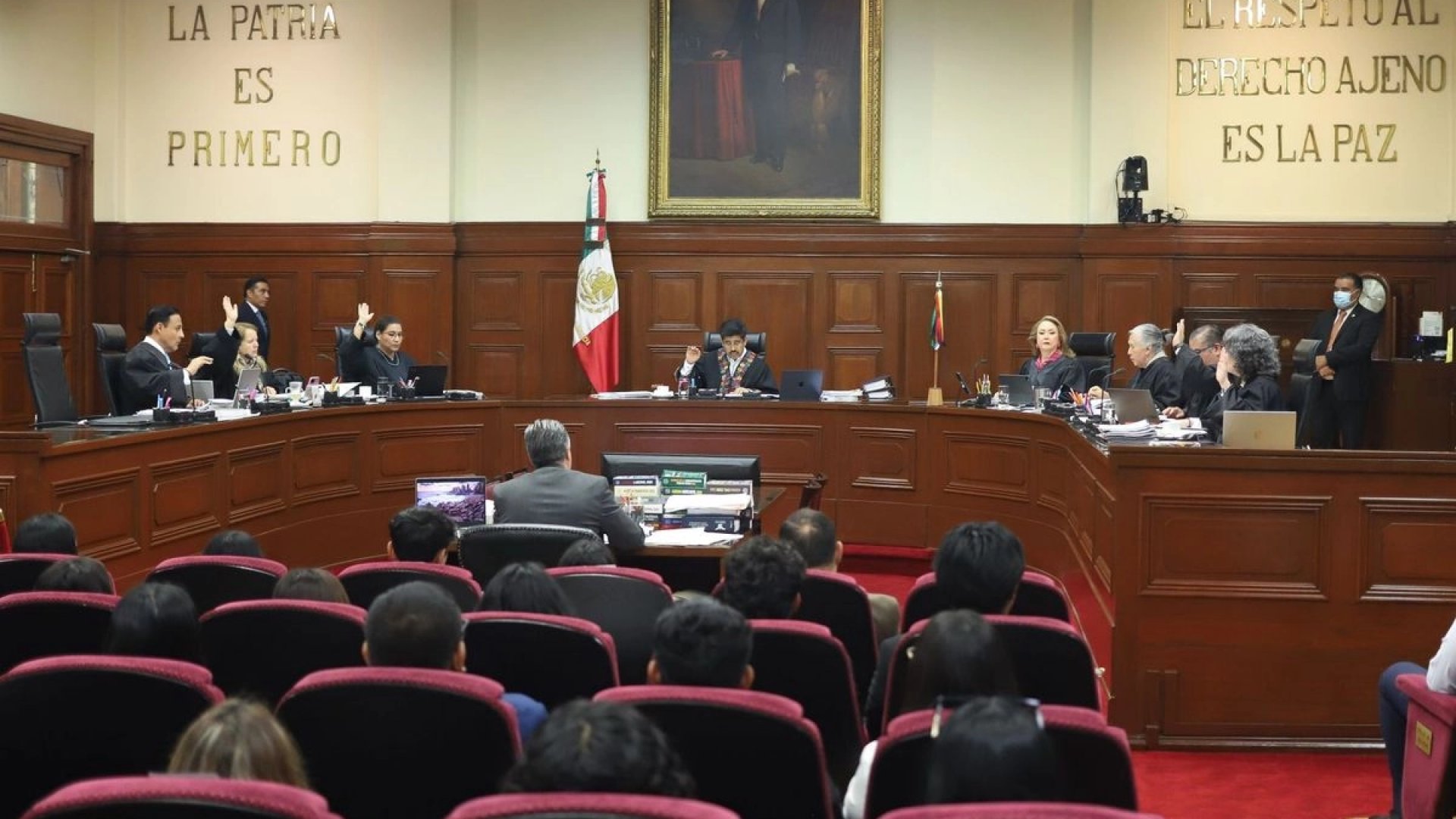 Sheinbaum pide cancelar 15 mil mdp aprobados por antigua Corte en el PEF 2026