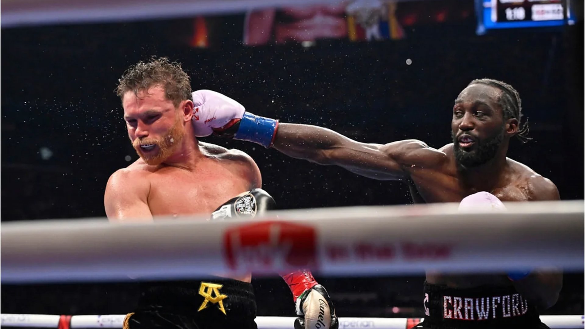 “Canelo solo ganó tres asaltos”: Lennox Lewis critica tarjetas tras derrota contra Crawford
