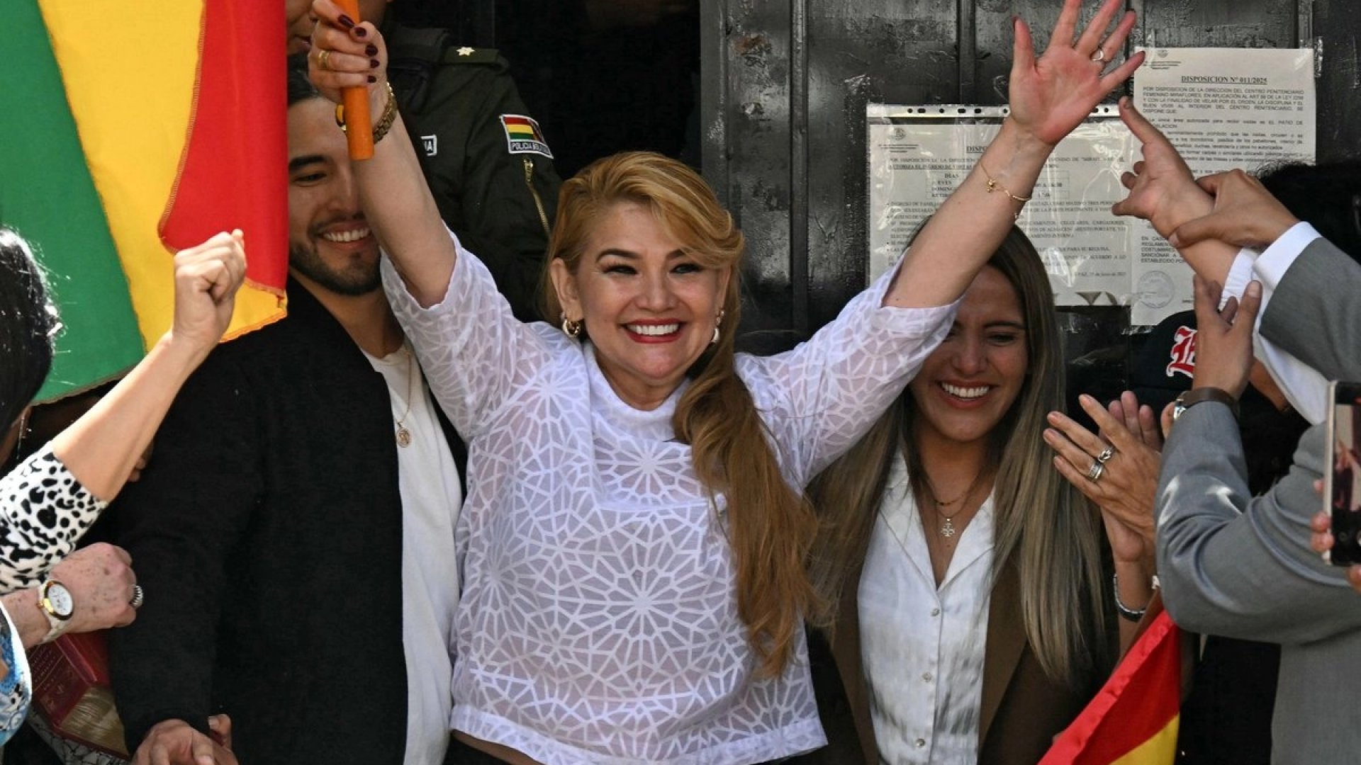 Jeanine Áñez, expresidenta de Bolivia, recupera su libertad tras anulación de condena