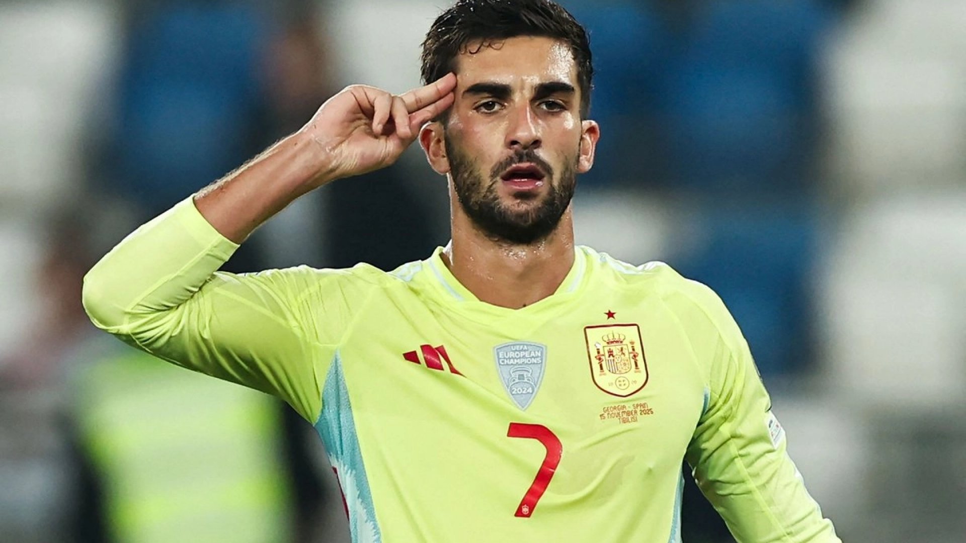 España golea 4-0 a Georgia