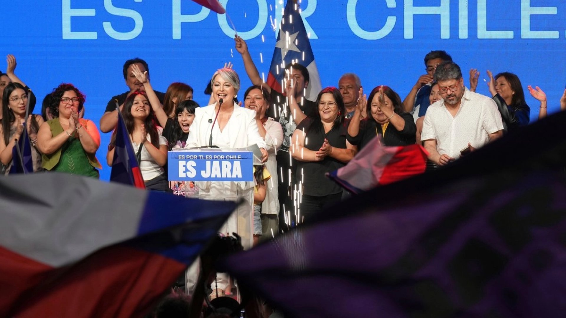 Jeannette Jara encabeza primera vuelta presidencial en Chile