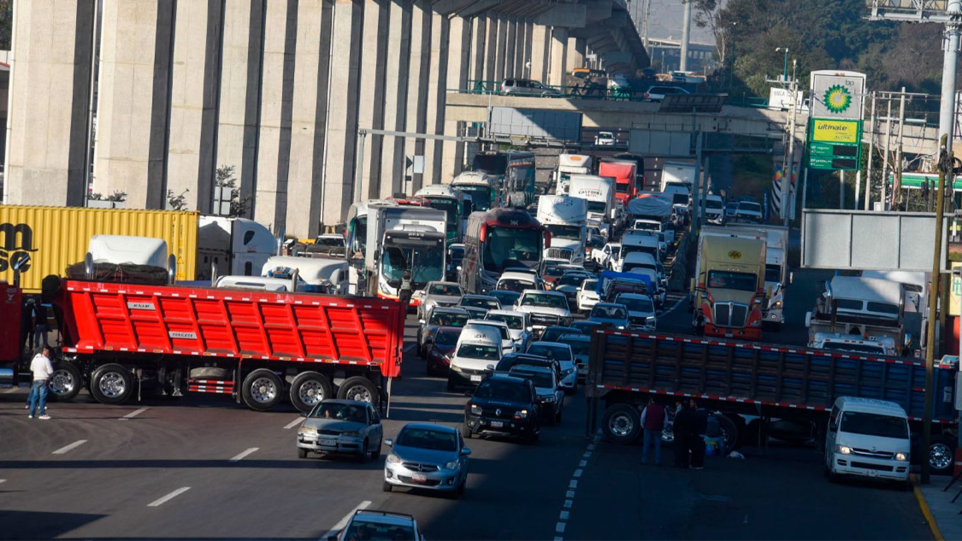Gobierno reafirma que no habrá persecución contra ganaderos y transportistas que bloquean carreteras