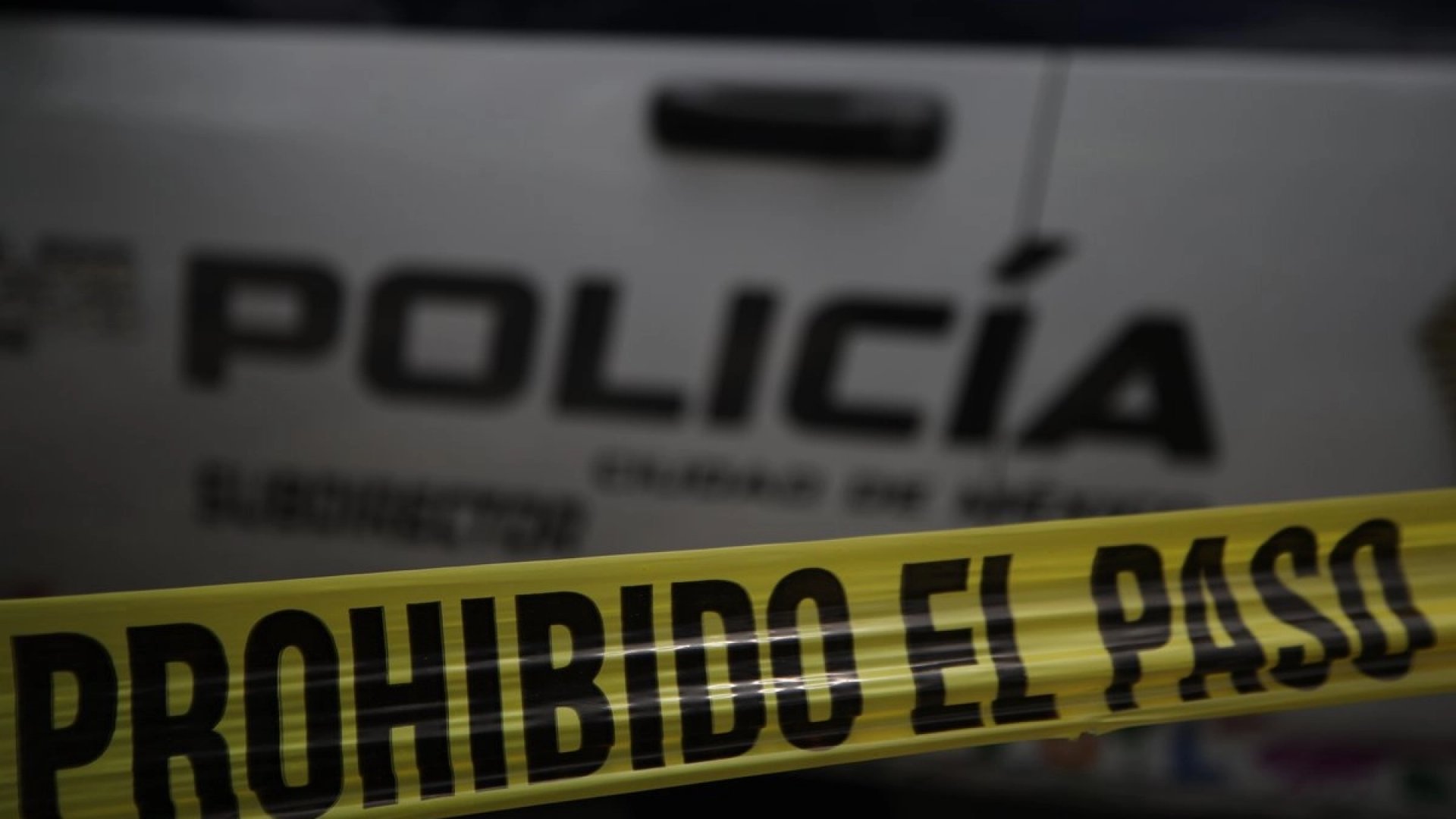 Agente de la PBI agrede a compañera y luego intenta suicidarse