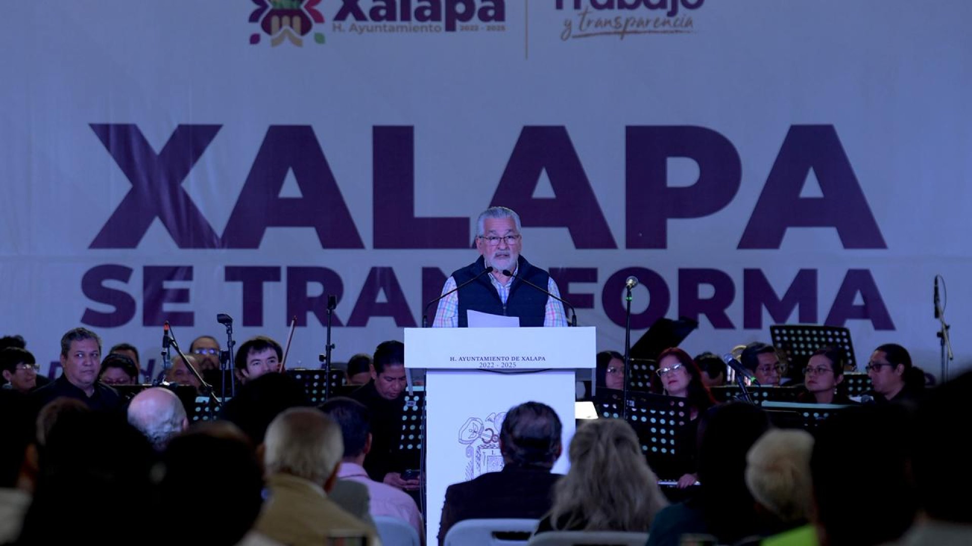 Xalapa, ejemplo de trabajo en equipo: Alberto Islas