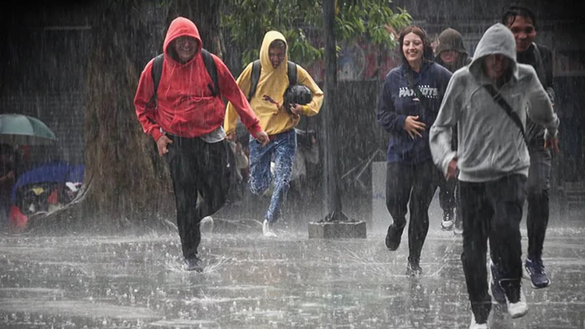 Frente Frío 17 se aproxima: Lluvias, viento y ambiente helado para el fin de semana