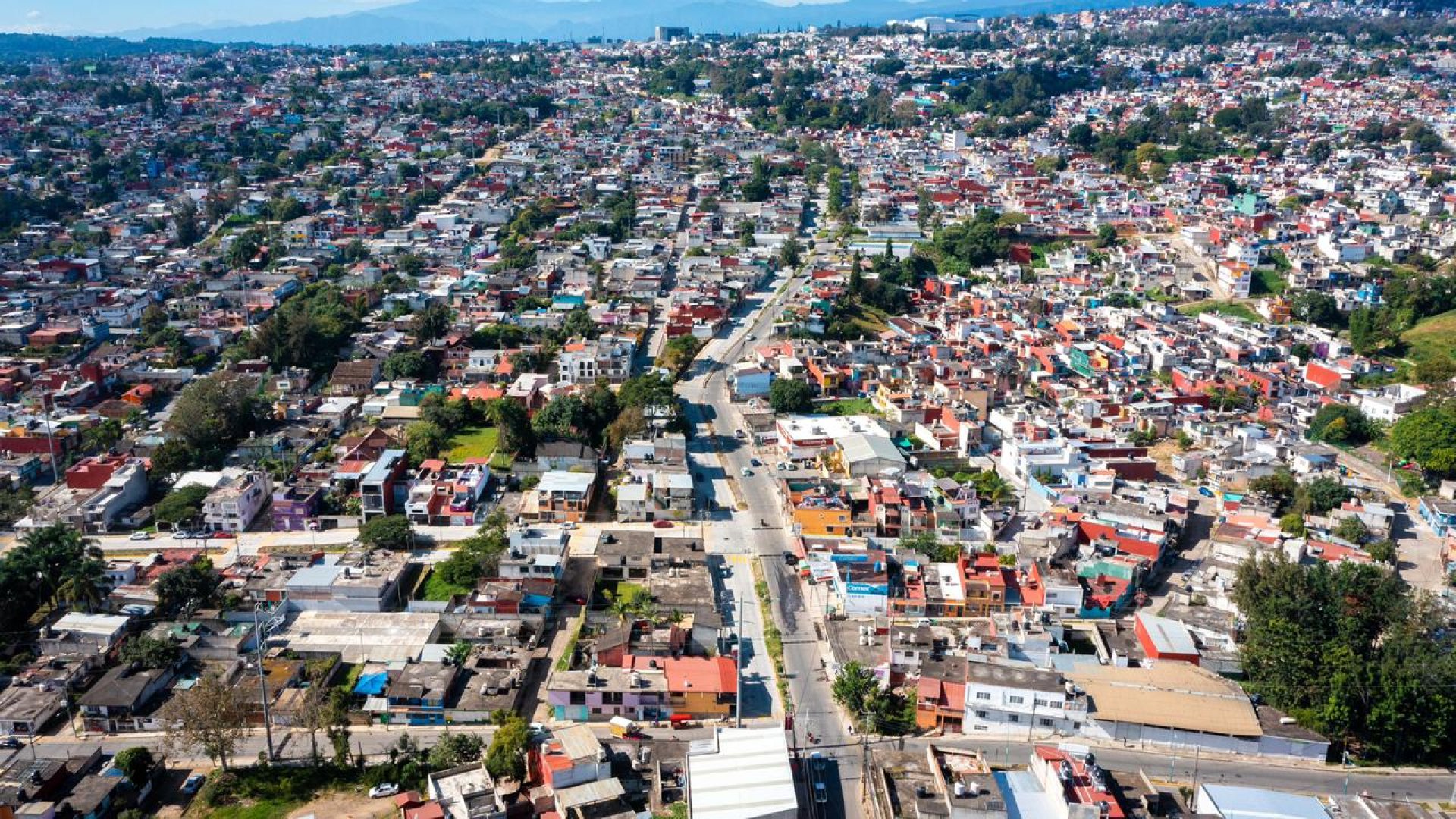 Entrega Alberto Islas obra pública histórica en Casa Blanca, Xalapa