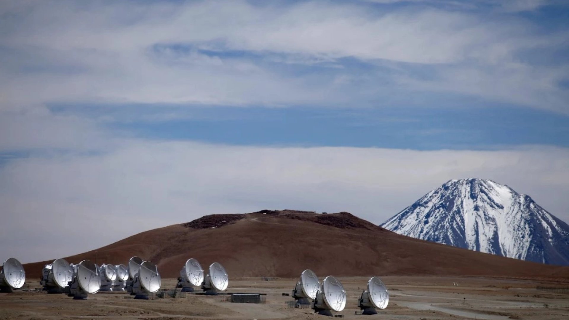 Científicos piden a Chile proteger los cielos de Atacama ante proyecto industrial